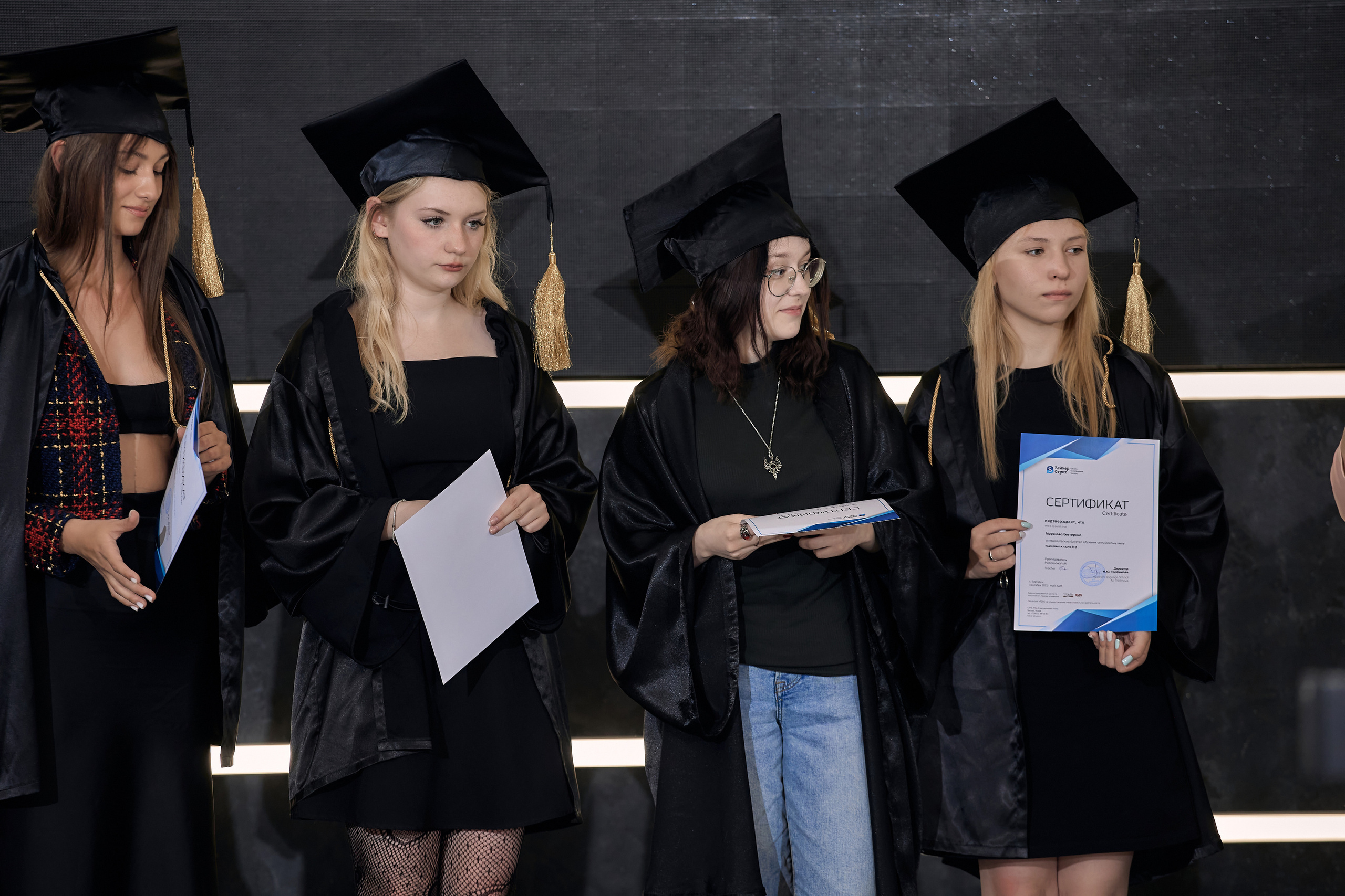 Фотограф на выпускной. Свадебный репортажный и фуд фотограф в Барнауле Гайфулин Виталий