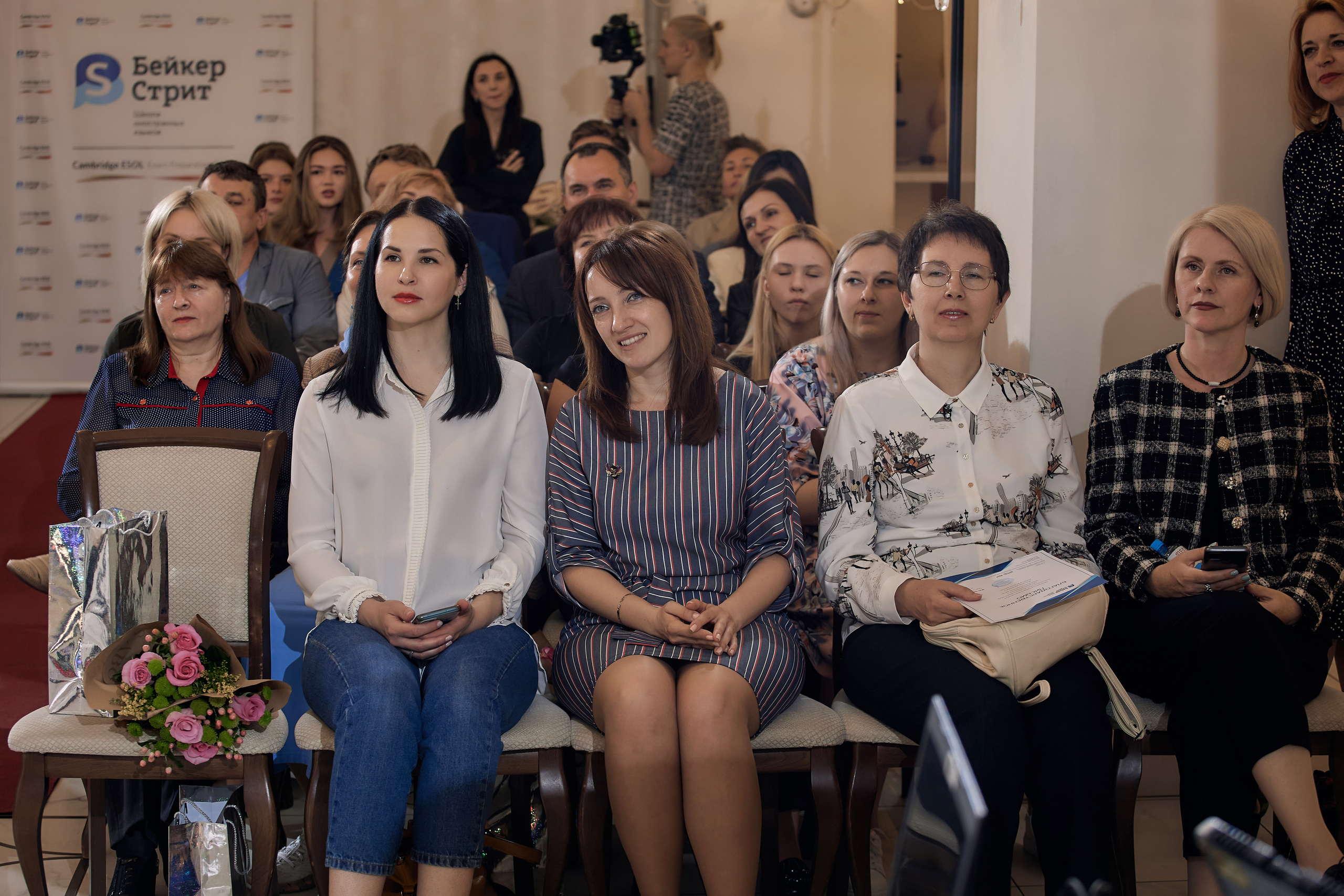 Фотограф на выпускной. Свадебный репортажный и фуд фотограф в Барнауле Гайфулин Виталий