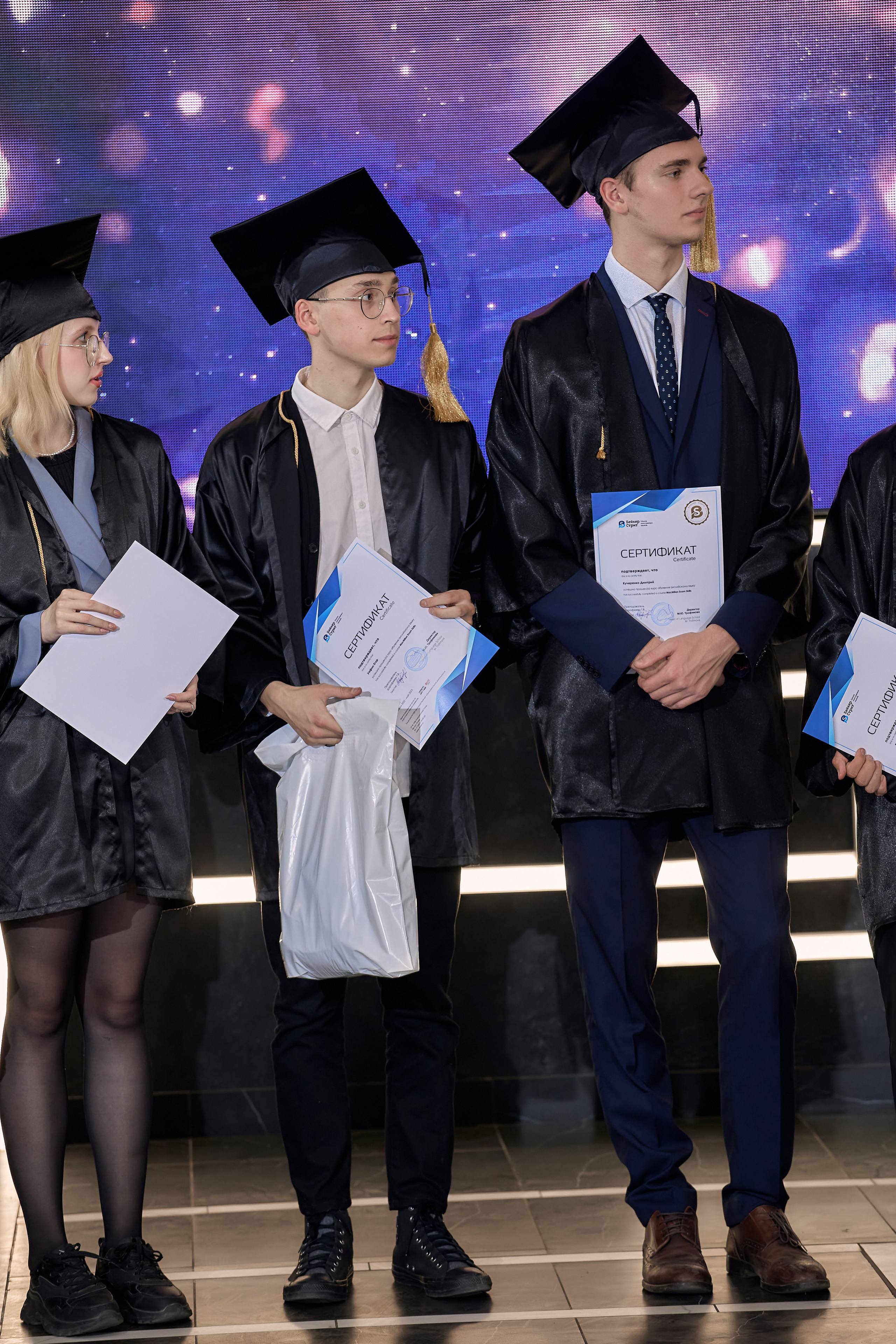 Фотограф на выпускной. Свадебный репортажный и фуд фотограф в Барнауле Гайфулин Виталий