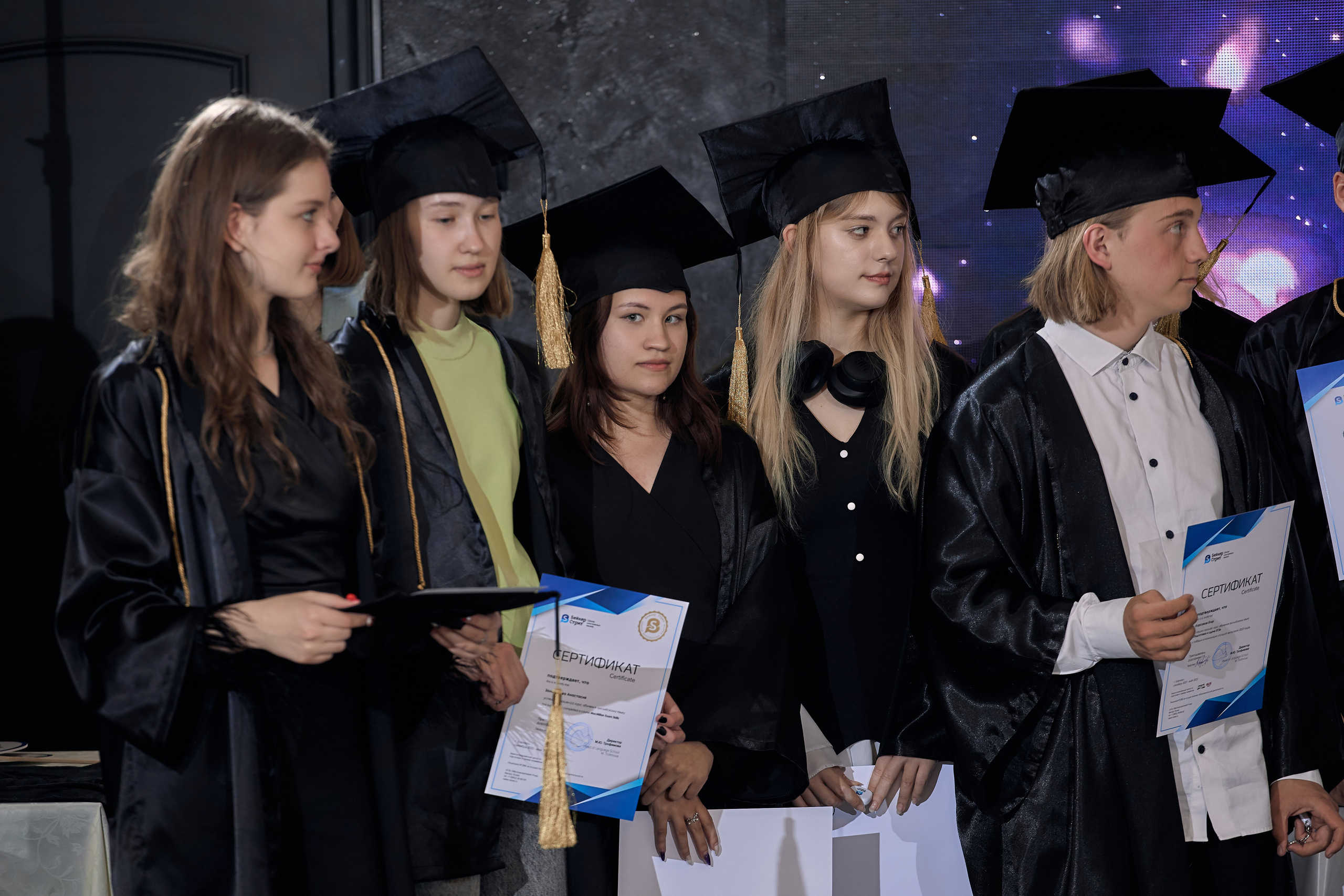 Фотограф на выпускной. Свадебный репортажный и фуд фотограф в Барнауле Гайфулин Виталий