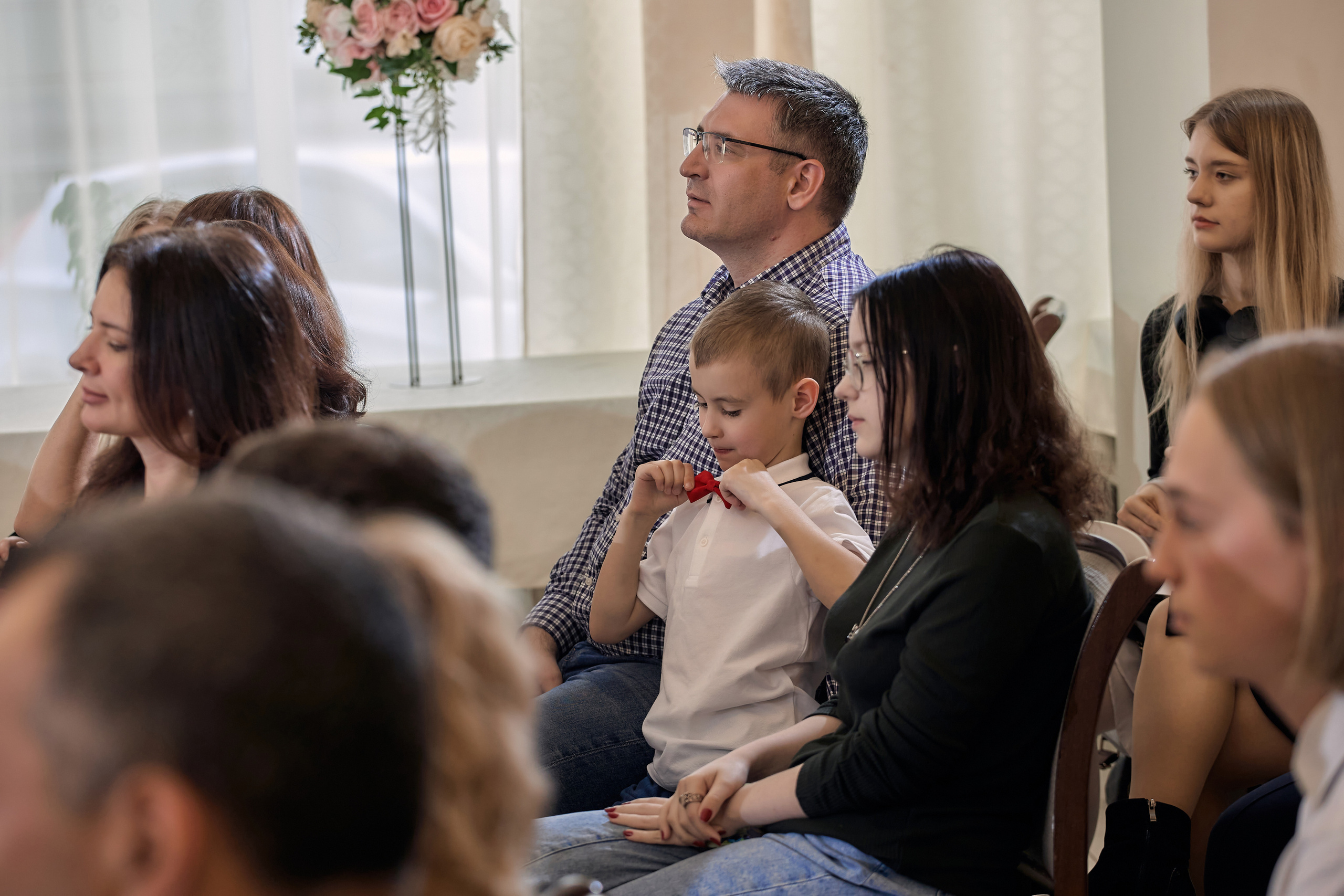 Фотограф на выпускной. Свадебный репортажный и фуд фотограф в Барнауле Гайфулин Виталий