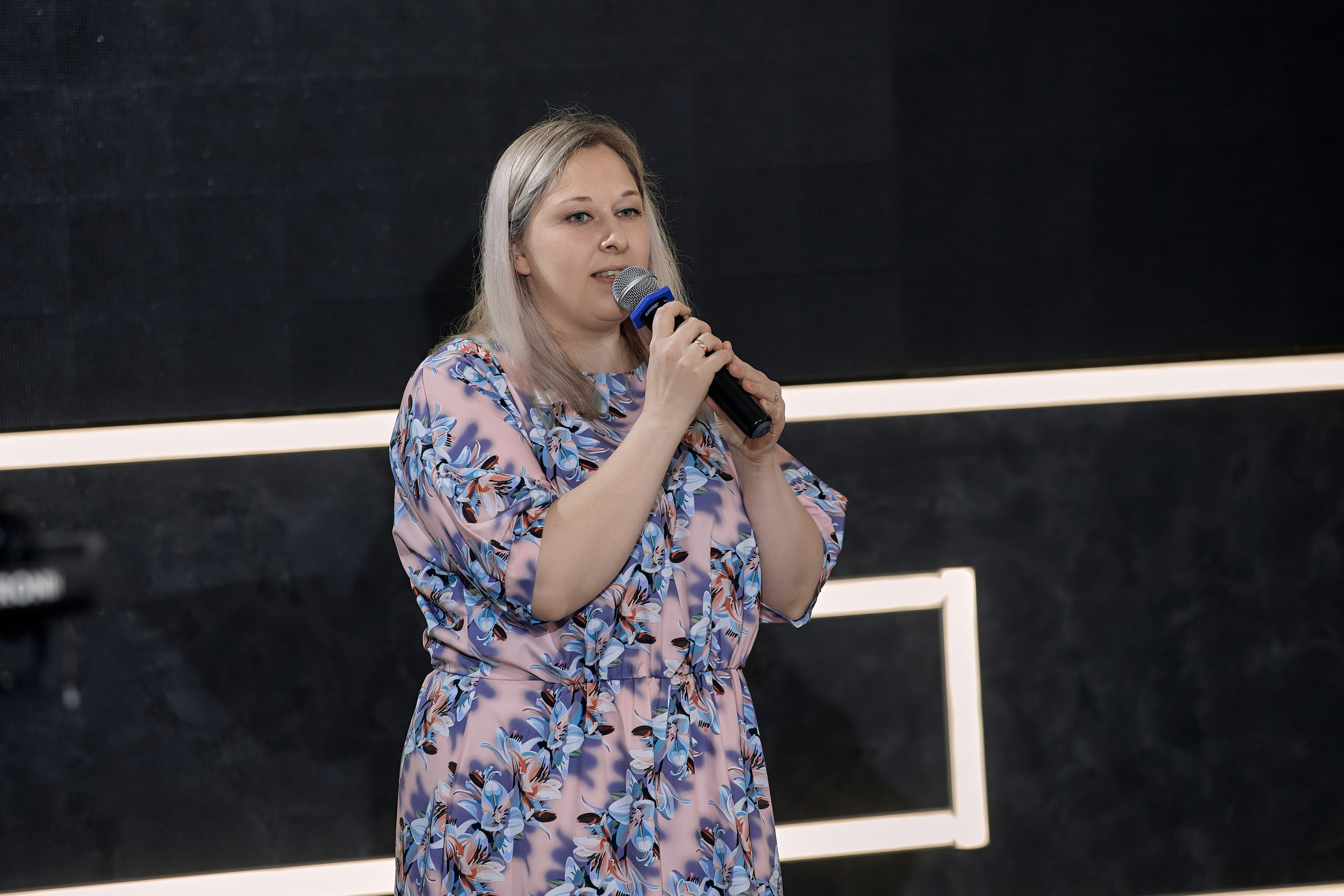 Фотограф на выпускной. Свадебный репортажный и фуд фотограф в Барнауле Гайфулин Виталий