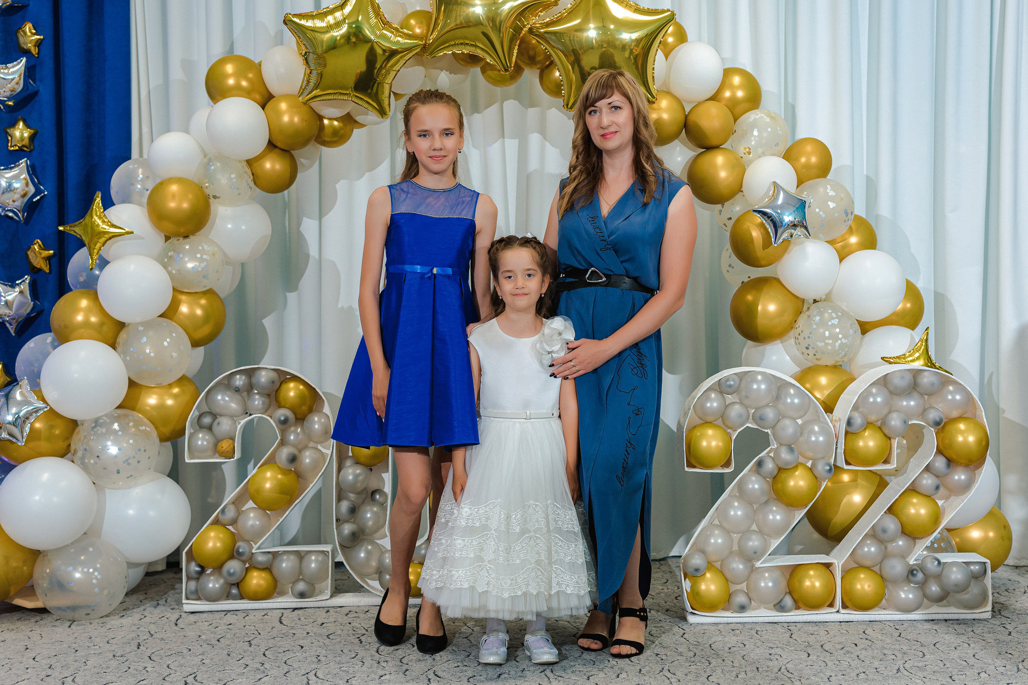 Фотограф на выпускной садик, школа, 1 сентября. Свадебный репортажный и фуд фотограф в Барнауле Гайфулин Виталий