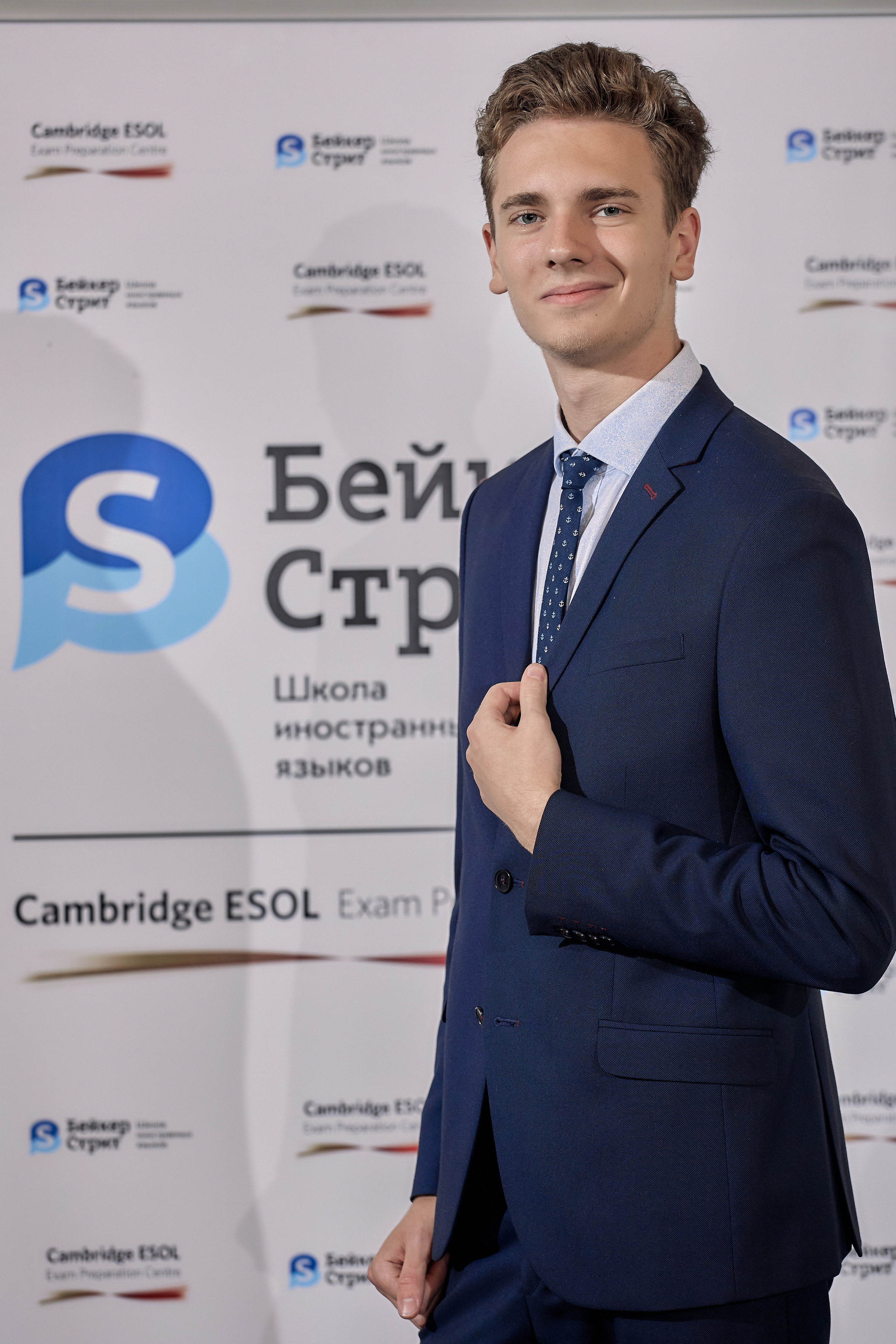 Фотограф на выпускной. Свадебный репортажный и фуд фотограф в Барнауле Гайфулин Виталий