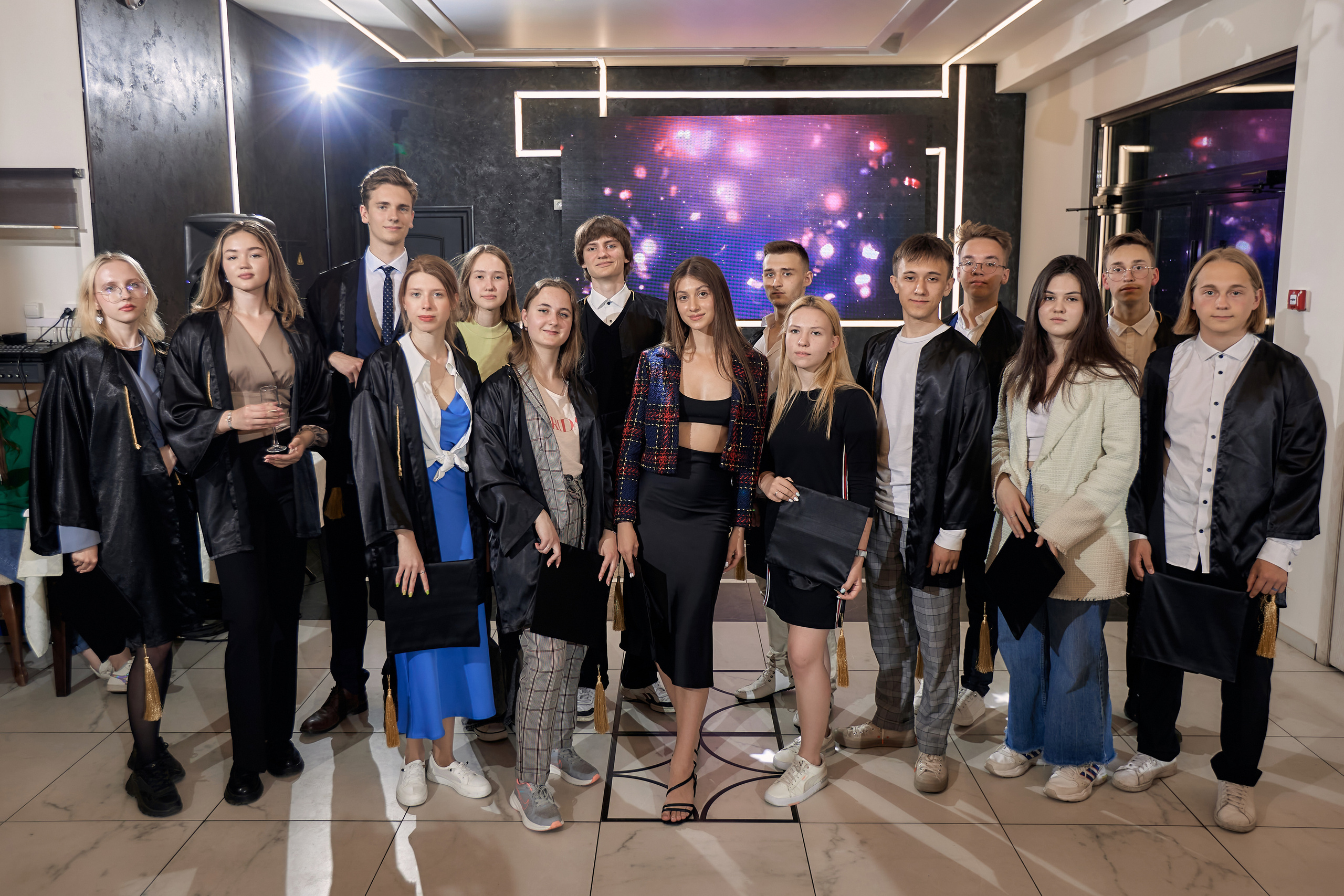 Фотограф на выпускной. Свадебный репортажный и фуд фотограф в Барнауле Гайфулин Виталий