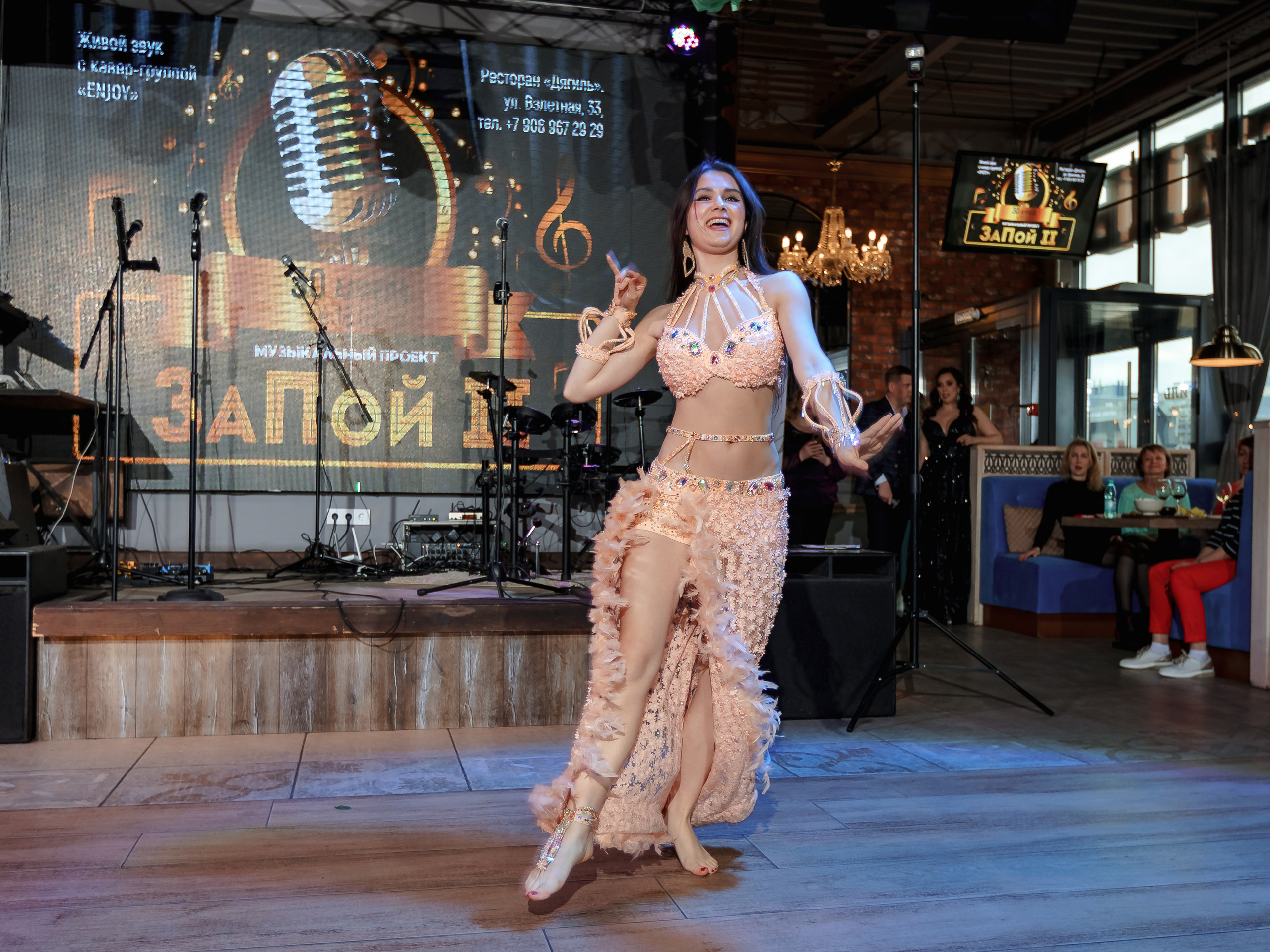 Фотограф на мероприятие. Свадебный репортажный и фуд фотограф в Барнауле Гайфулин Виталий