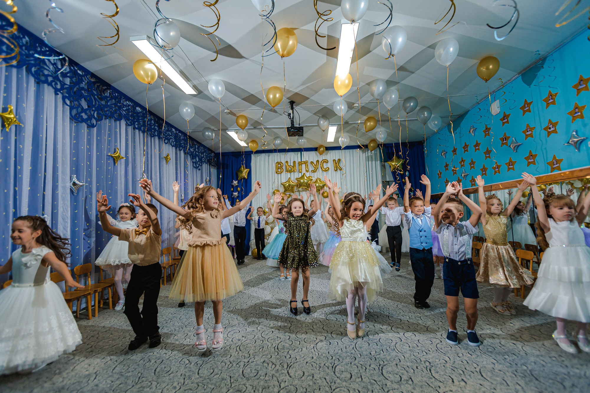 Фотограф на выпускной садик, школа, 1 сентября. Свадебный репортажный и фуд фотограф в Барнауле Гайфулин Виталий