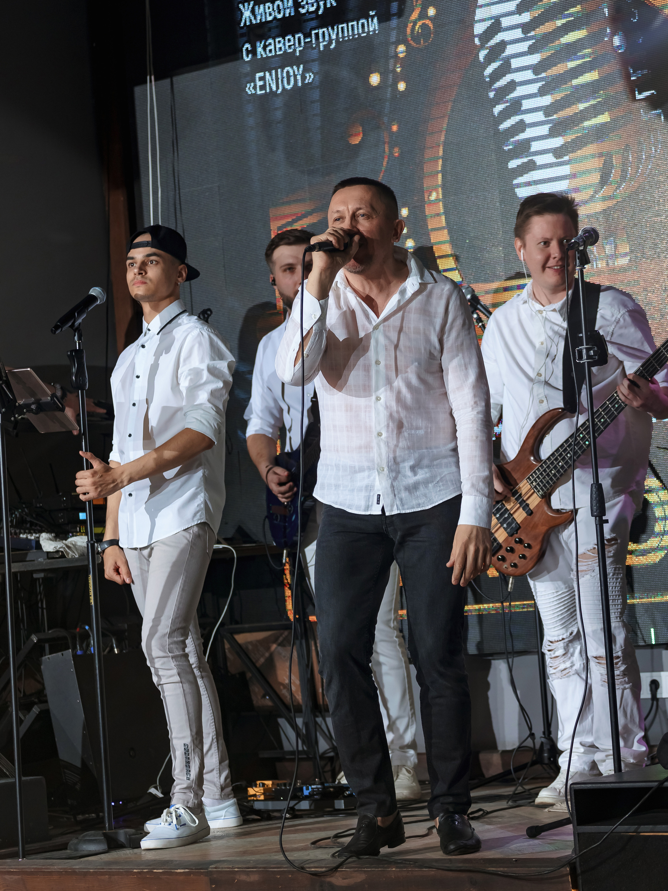 Фотограф на мероприятие. Свадебный репортажный и фуд фотограф в Барнауле Гайфулин Виталий