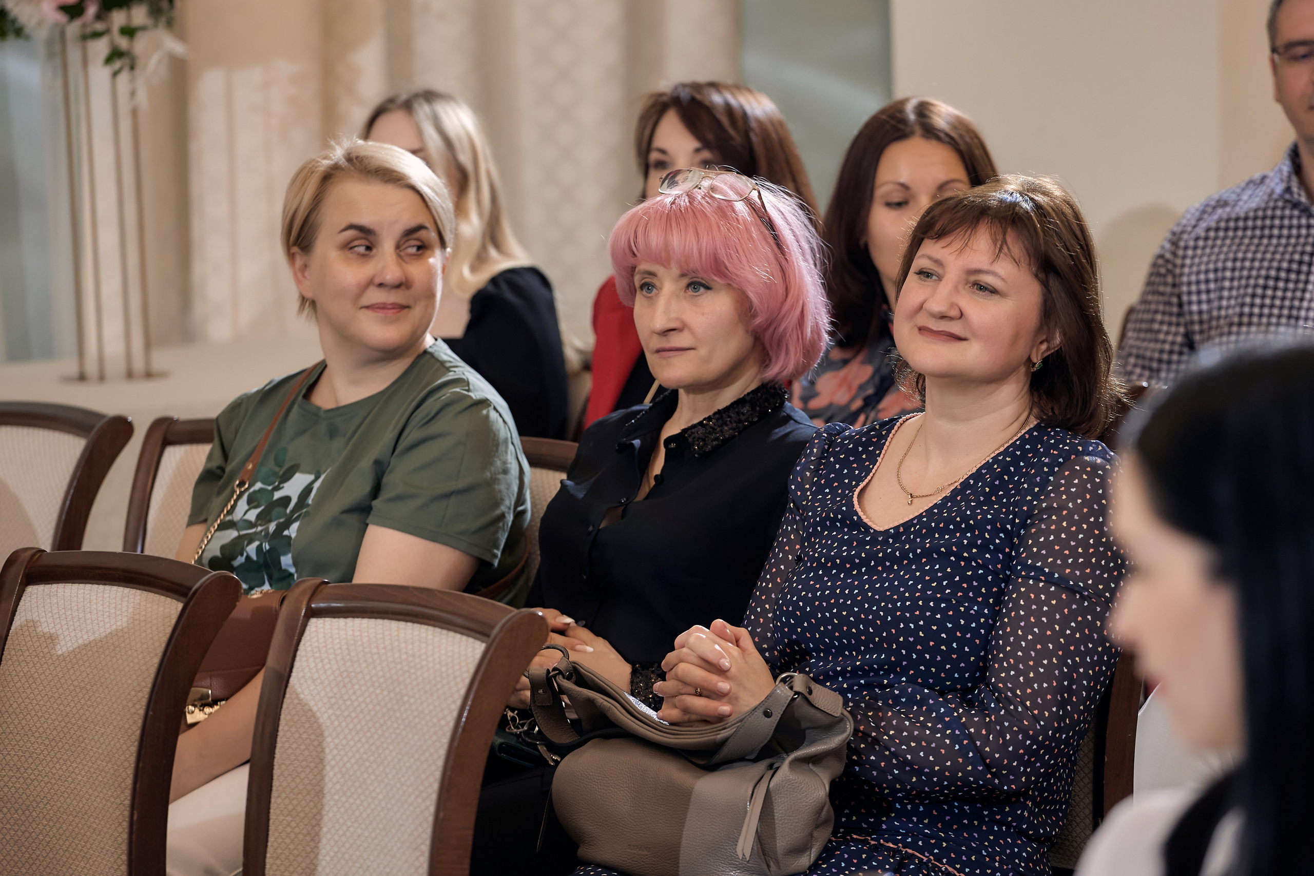 Фотограф на выпускной. Свадебный репортажный и фуд фотограф в Барнауле Гайфулин Виталий