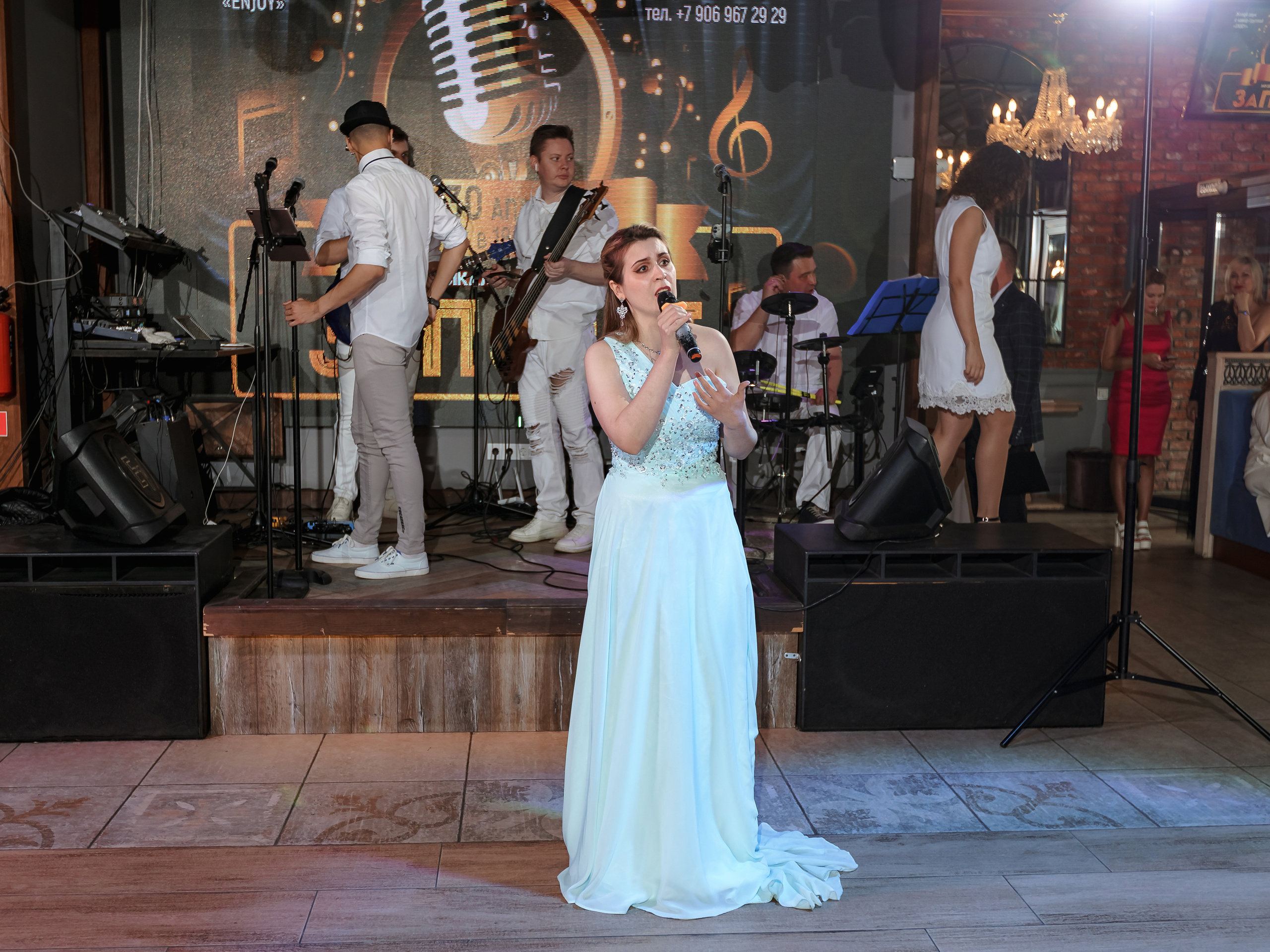 Фотограф на мероприятие. Свадебный репортажный и фуд фотограф в Барнауле Гайфулин Виталий