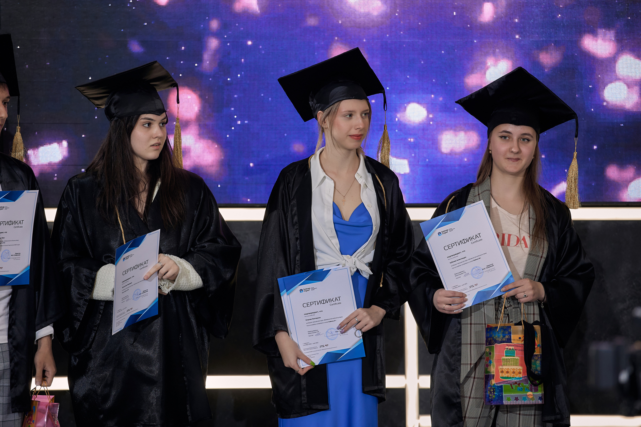 Фотограф на выпускной. Свадебный репортажный и фуд фотограф в Барнауле Гайфулин Виталий