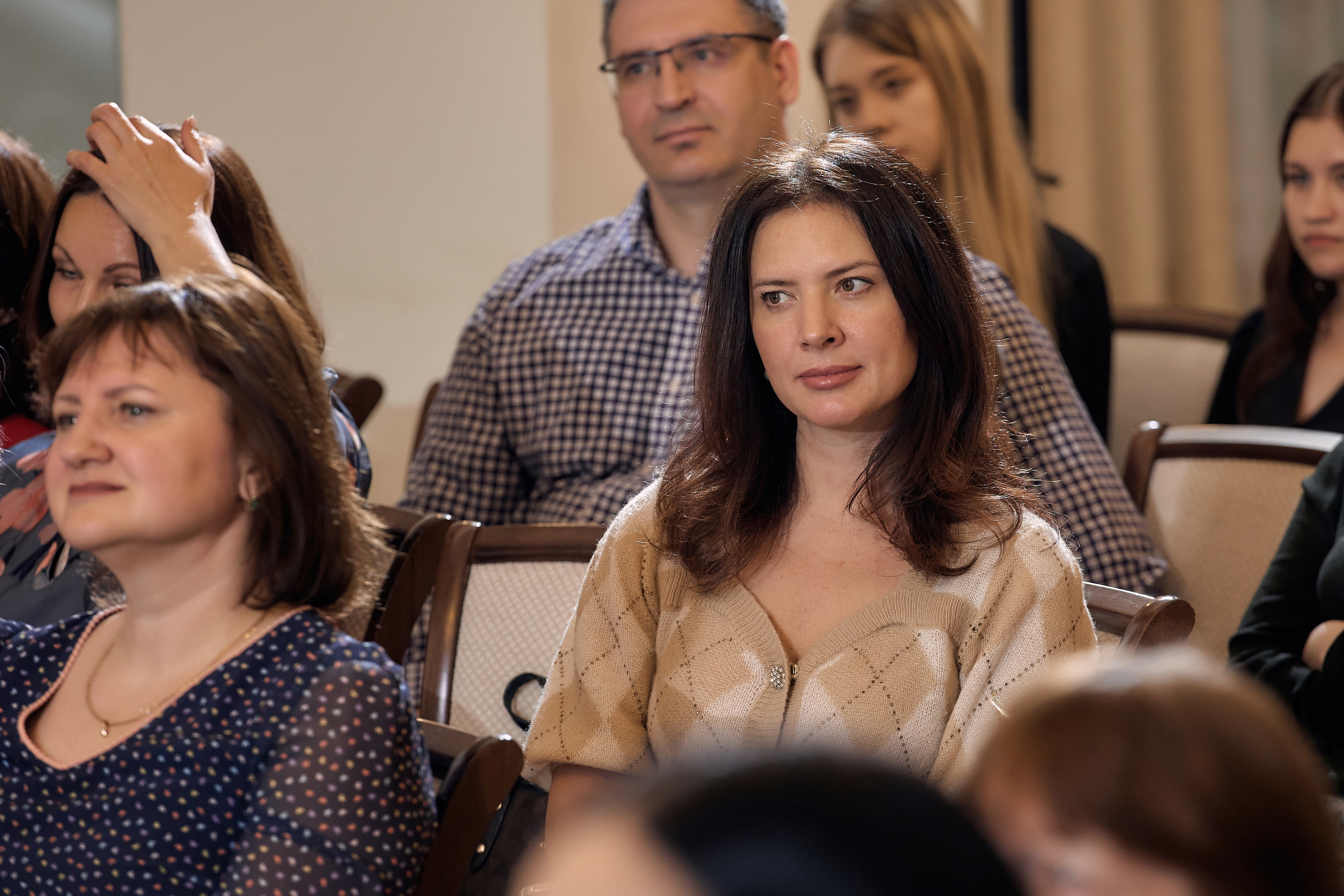 Фотограф на выпускной. Свадебный репортажный и фуд фотограф в Барнауле Гайфулин Виталий