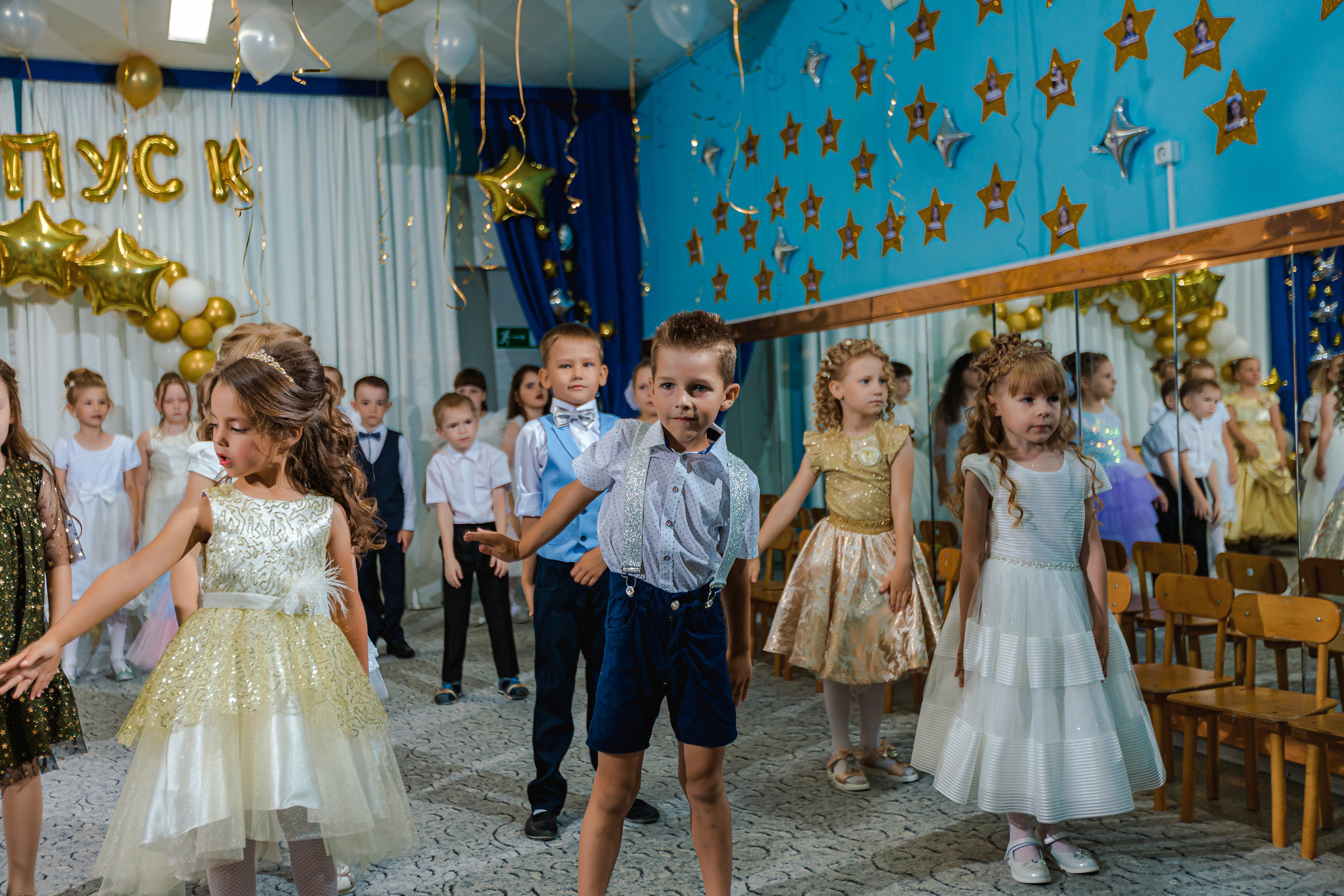 Фотограф на выпускной садик, школа, 1 сентября. Свадебный репортажный и фуд фотограф в Барнауле Гайфулин Виталий