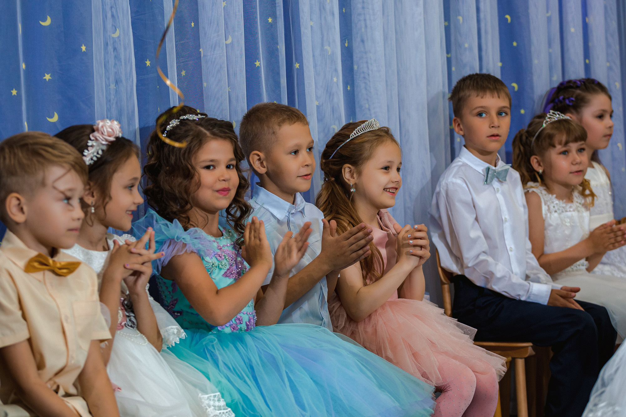 Фотограф на выпускной садик, школа, 1 сентября. Свадебный репортажный и фуд фотограф в Барнауле Гайфулин Виталий