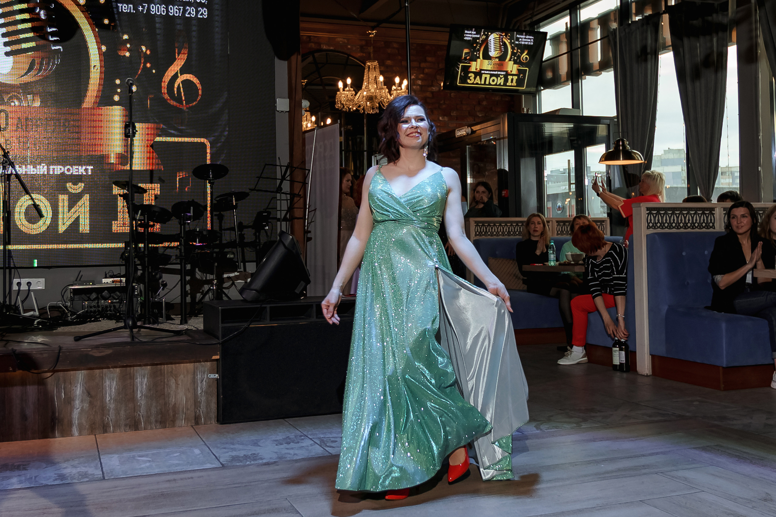 Фотограф на мероприятие. Свадебный репортажный и фуд фотограф в Барнауле Гайфулин Виталий