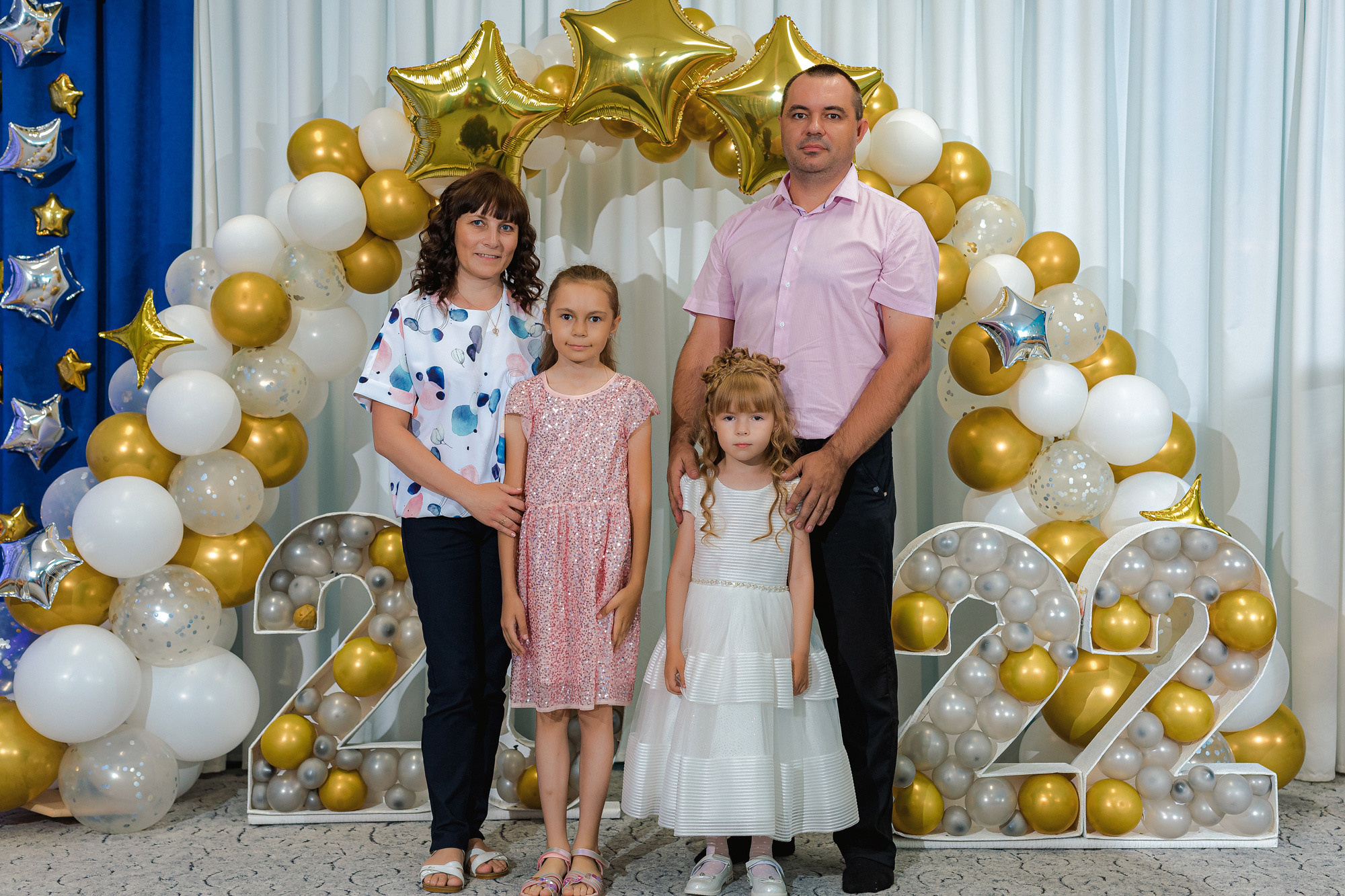 Фотограф на выпускной садик, школа, 1 сентября. Свадебный репортажный и фуд фотограф в Барнауле Гайфулин Виталий