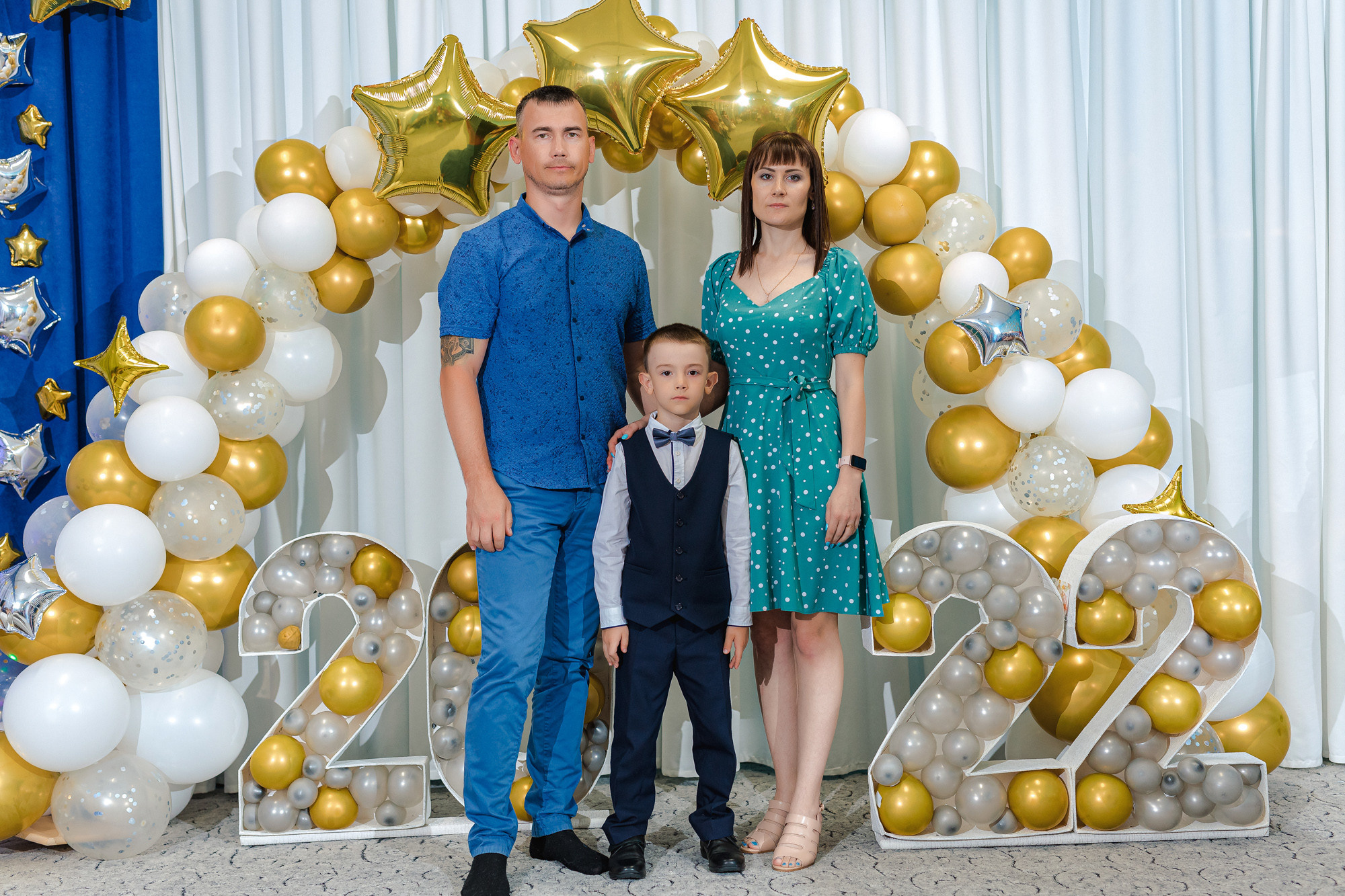 Фотограф на выпускной садик, школа, 1 сентября. Свадебный репортажный и фуд фотограф в Барнауле Гайфулин Виталий