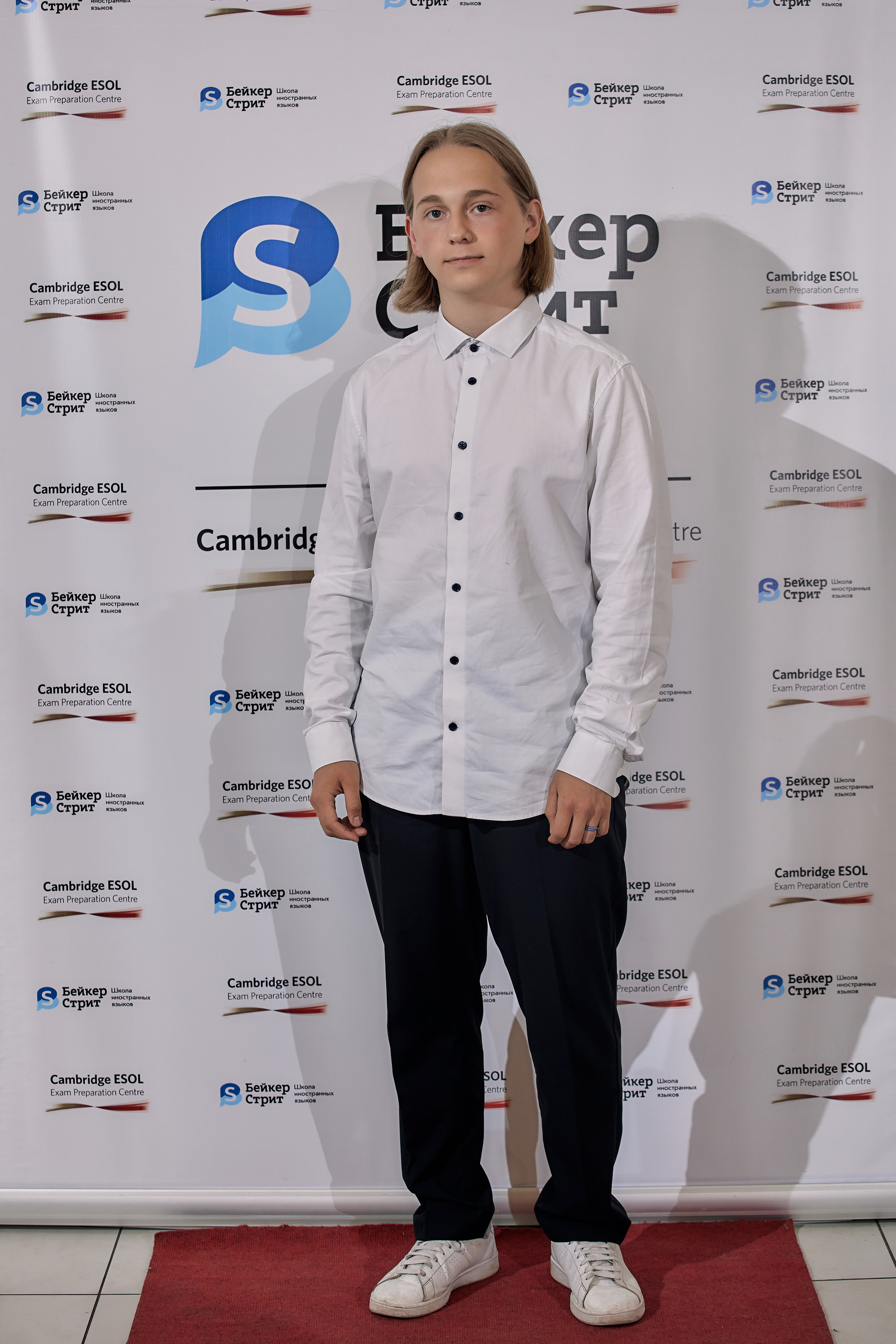 Фотограф на выпускной. Свадебный репортажный и фуд фотограф в Барнауле Гайфулин Виталий