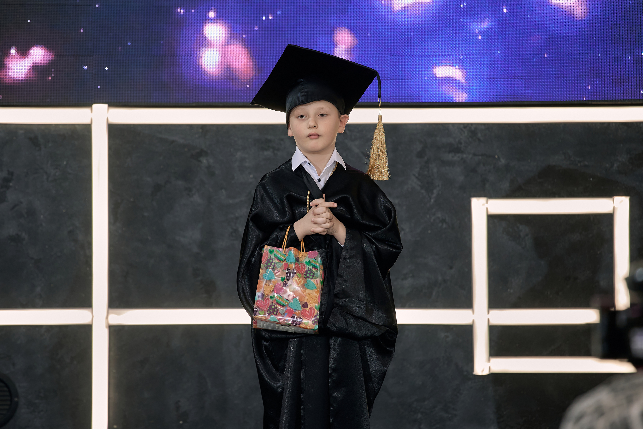 Фотограф на выпускной. Свадебный репортажный и фуд фотограф в Барнауле Гайфулин Виталий