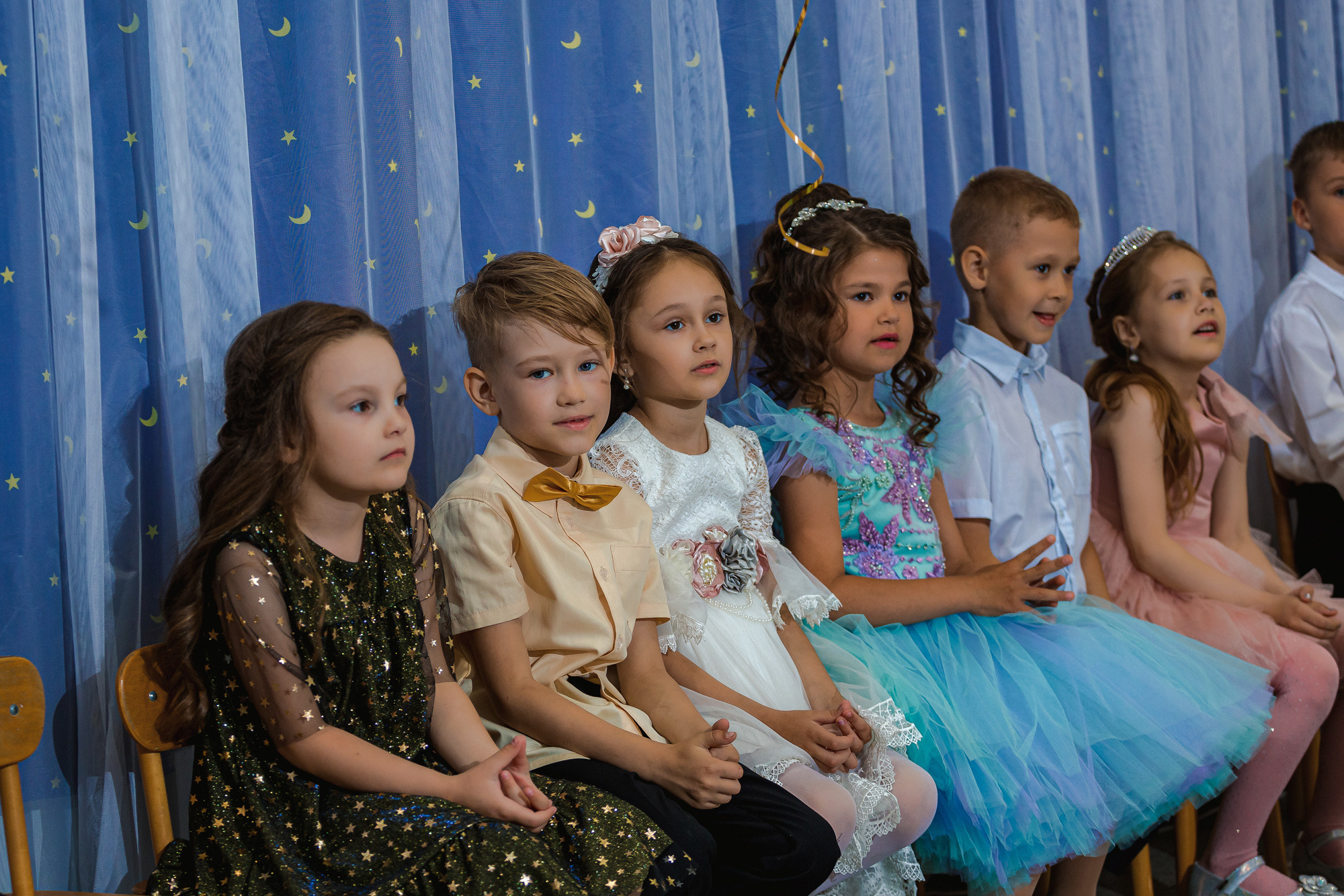 Фотограф на выпускной садик, школа, 1 сентября. Свадебный репортажный и фуд фотограф в Барнауле Гайфулин Виталий