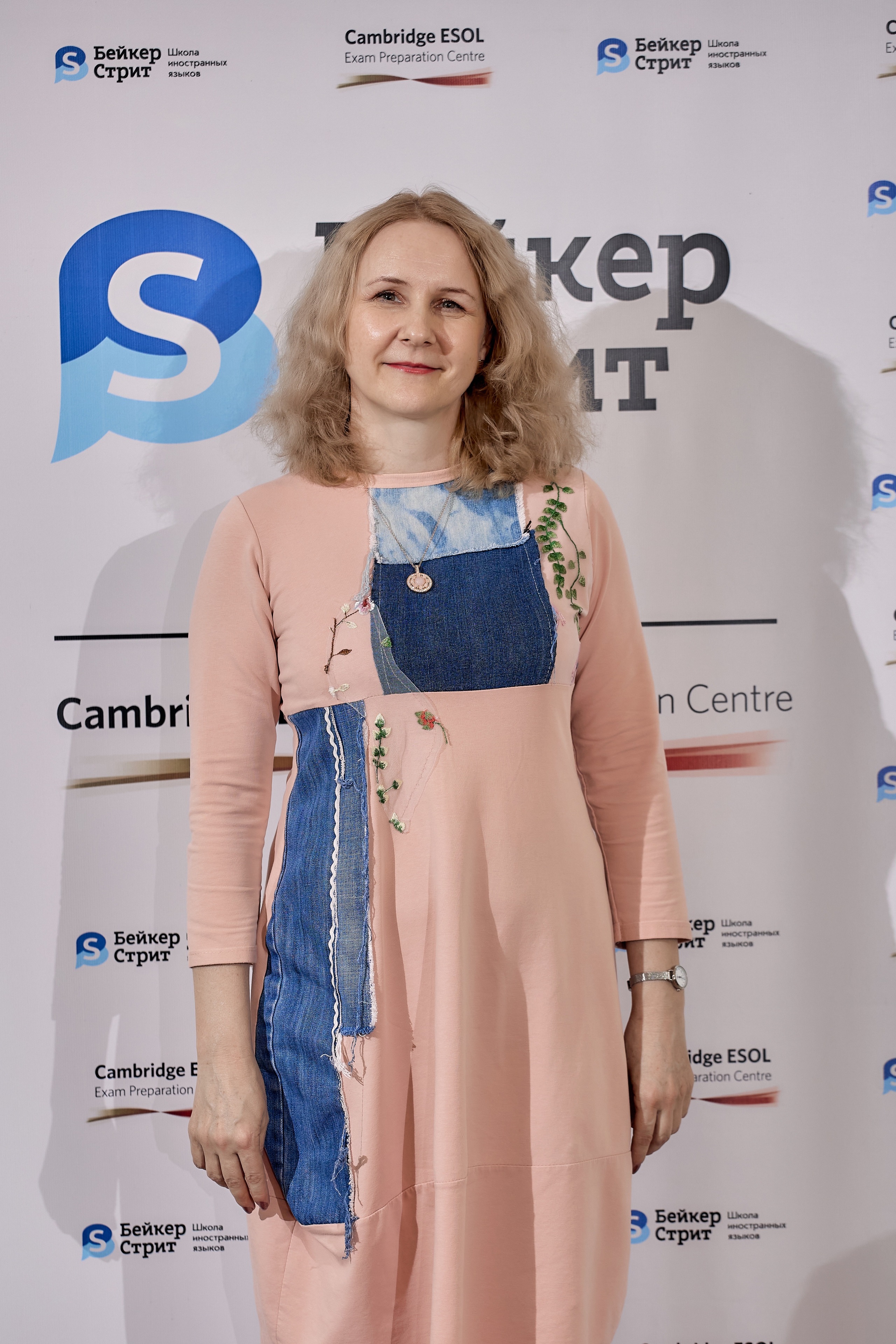 Фотограф на выпускной. Свадебный репортажный и фуд фотограф в Барнауле Гайфулин Виталий