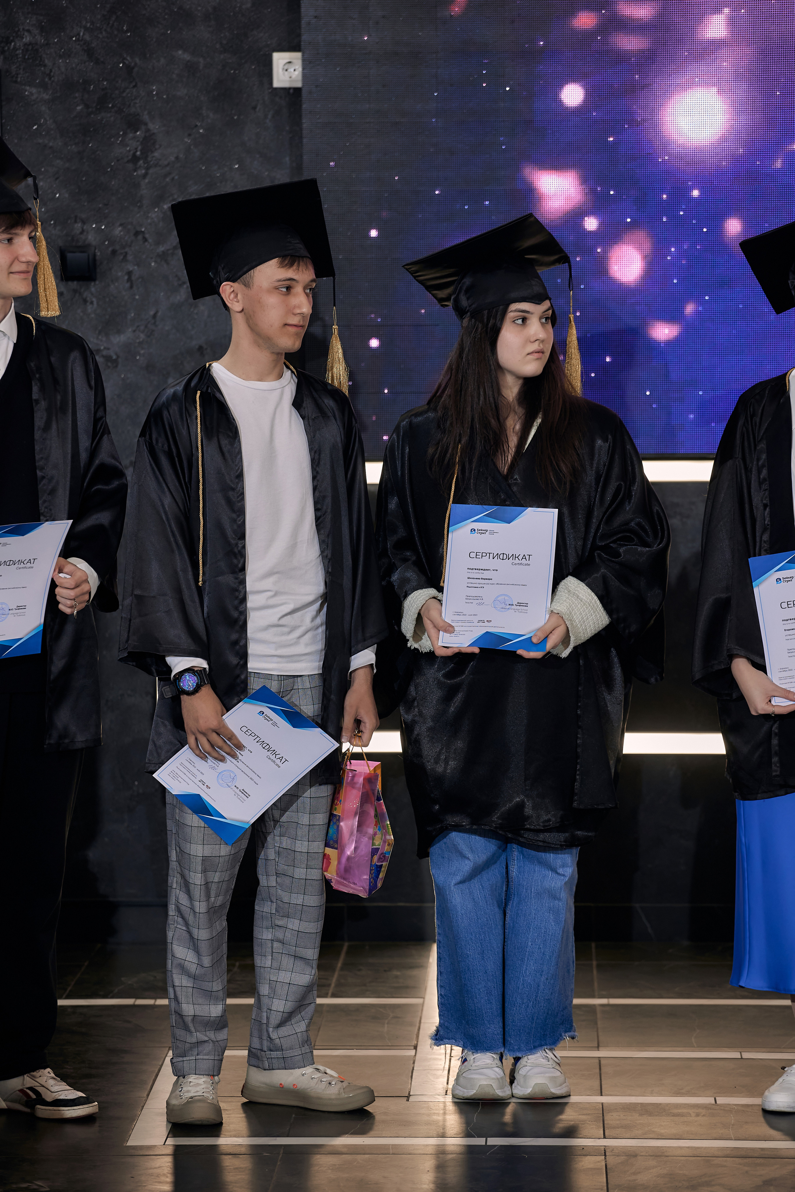 Фотограф на выпускной. Свадебный репортажный и фуд фотограф в Барнауле Гайфулин Виталий