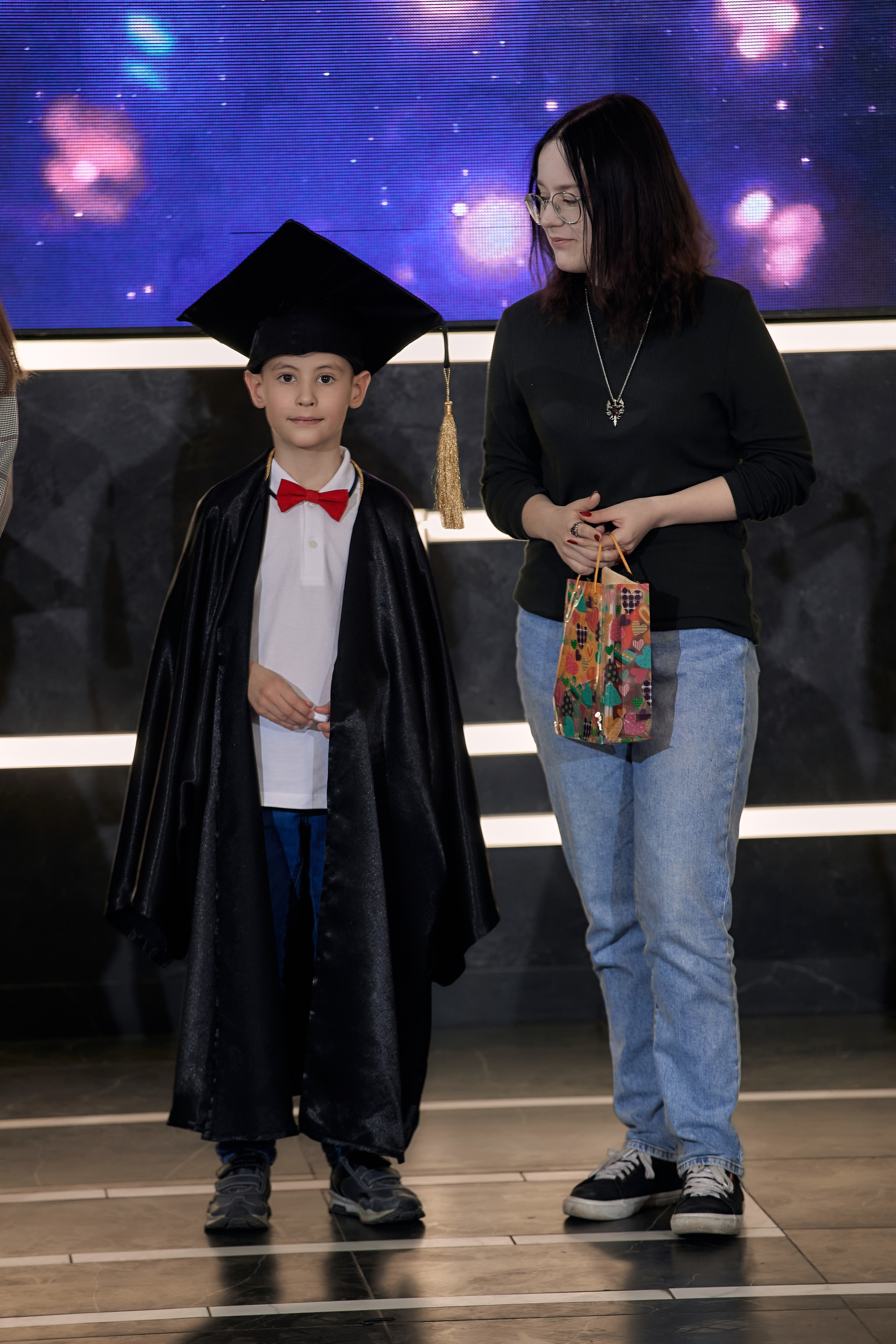 Фотограф на выпускной. Свадебный репортажный и фуд фотограф в Барнауле Гайфулин Виталий