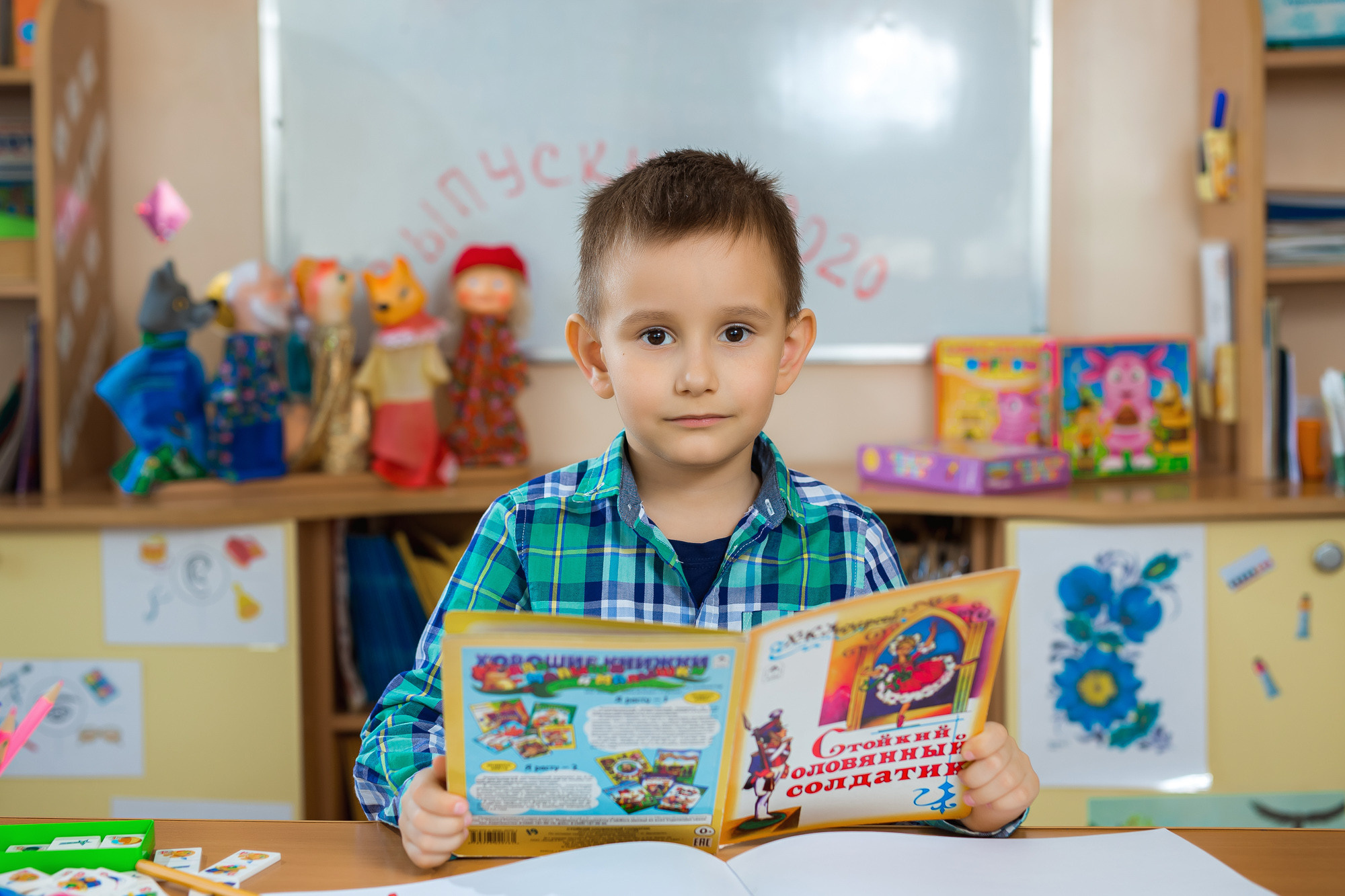 Фотограф на выпускной садик, школа, 1 сентября. Свадебный репортажный и фуд фотограф в Барнауле Гайфулин Виталий