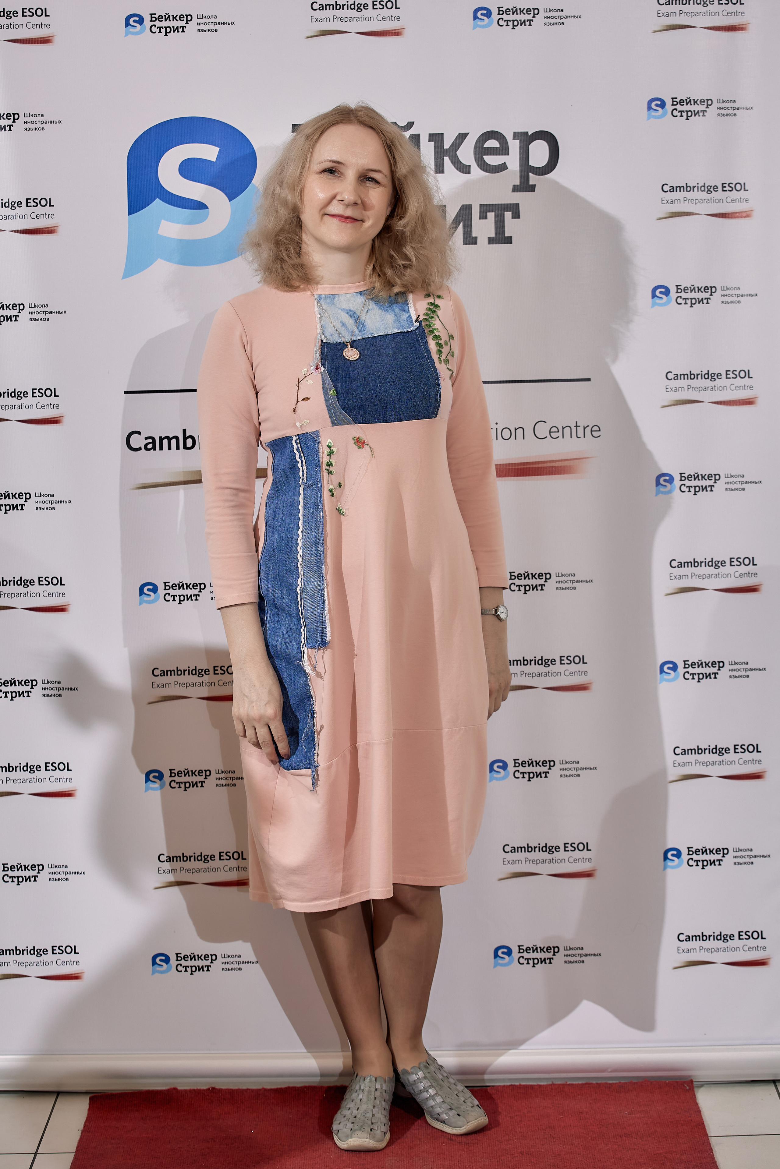 Фотограф на выпускной. Свадебный репортажный и фуд фотограф в Барнауле Гайфулин Виталий