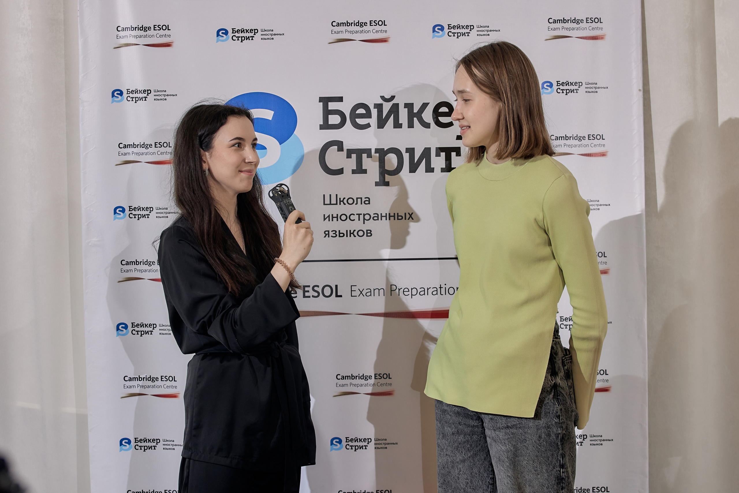 Фотограф на выпускной. Свадебный репортажный и фуд фотограф в Барнауле Гайфулин Виталий