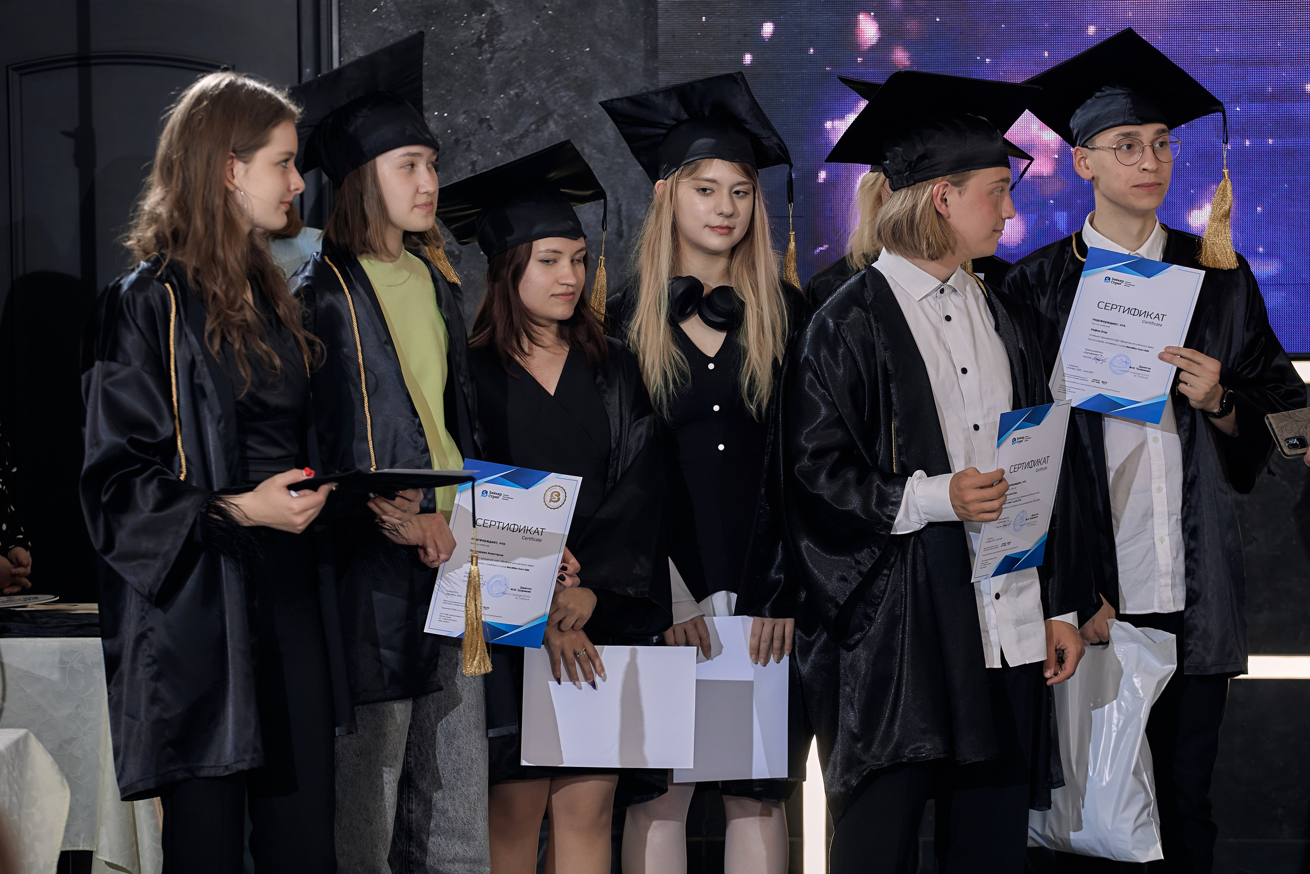 Фотограф на выпускной. Свадебный репортажный и фуд фотограф в Барнауле Гайфулин Виталий