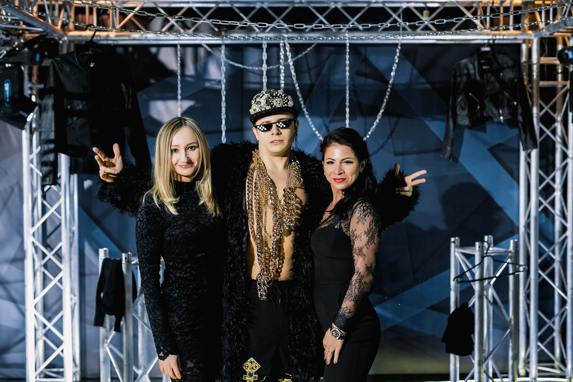 Новогодний корпоратив 300+чел СовкомБанк. Свадебный репортажный и фуд фотограф в Барнауле Гайфулин Виталий