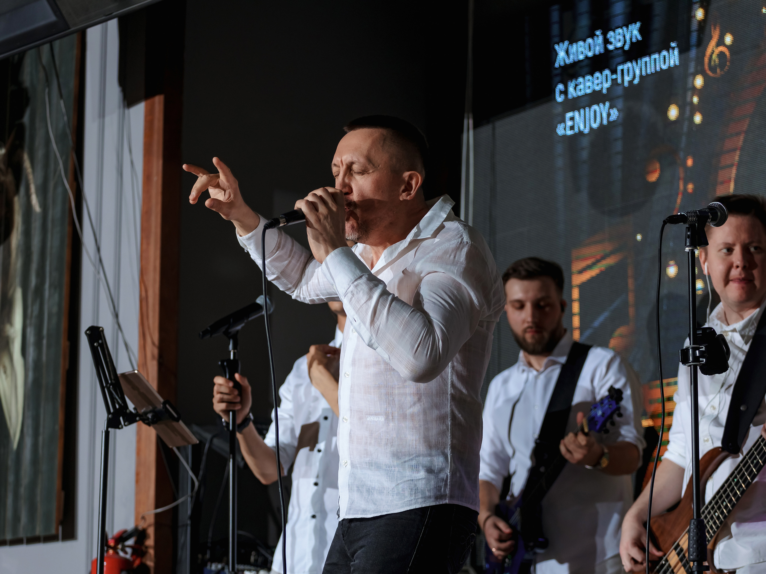 Фотограф на мероприятие. Свадебный репортажный и фуд фотограф в Барнауле Гайфулин Виталий