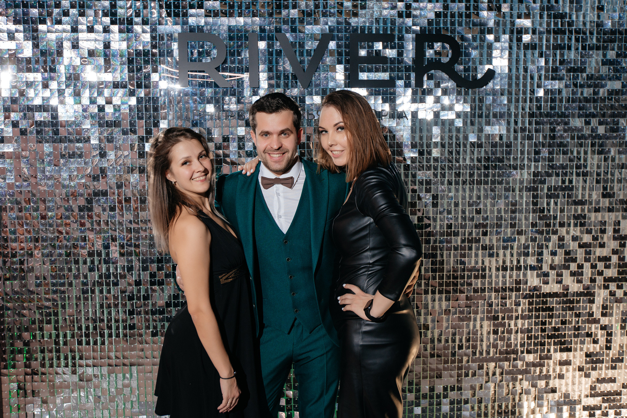 Фотограф на корпоратив. Свадебный репортажный и фуд фотограф в Барнауле Гайфулин Виталий