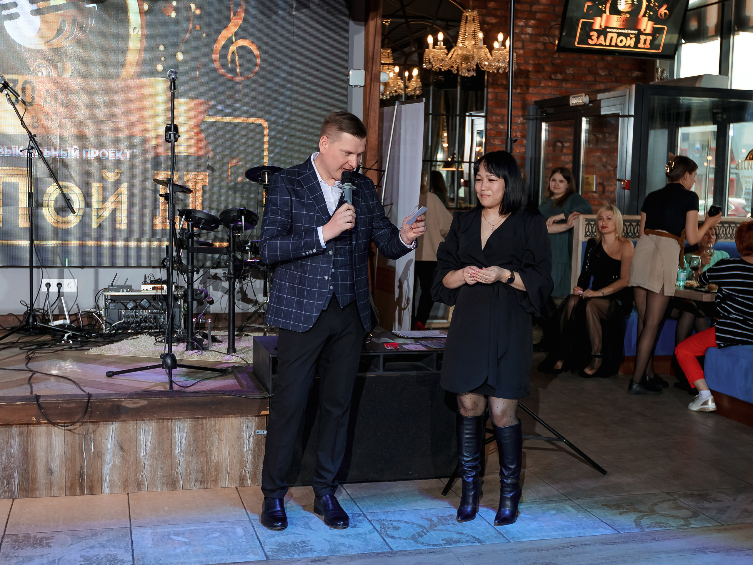 Фотограф на мероприятие. Свадебный репортажный и фуд фотограф в Барнауле Гайфулин Виталий