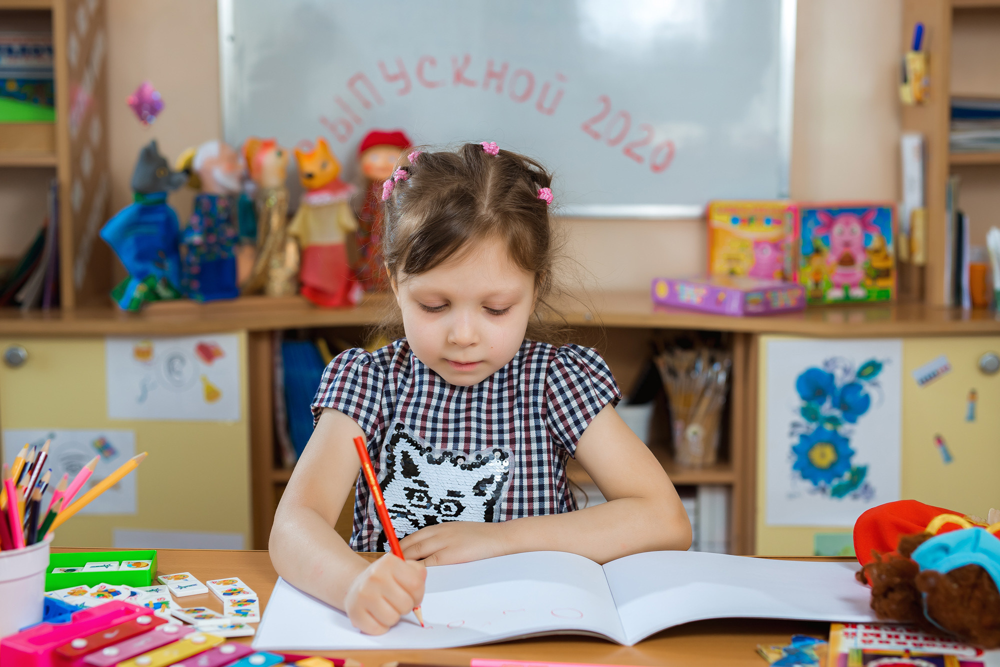 Фотограф на выпускной садик, школа, 1 сентября. Свадебный репортажный и фуд фотограф в Барнауле Гайфулин Виталий
