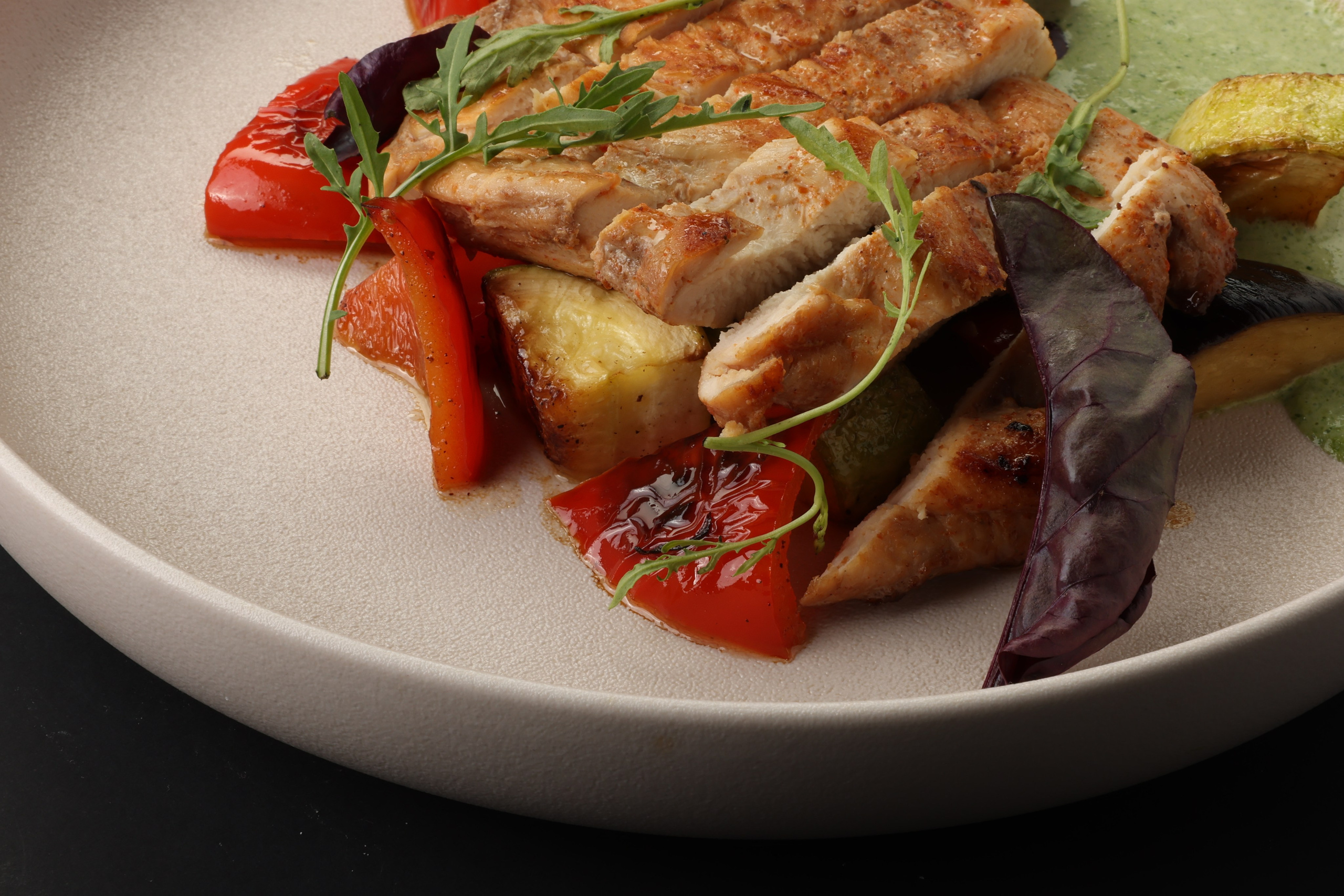 APPLEMANIA. Фотограф Самира Абдуллаева