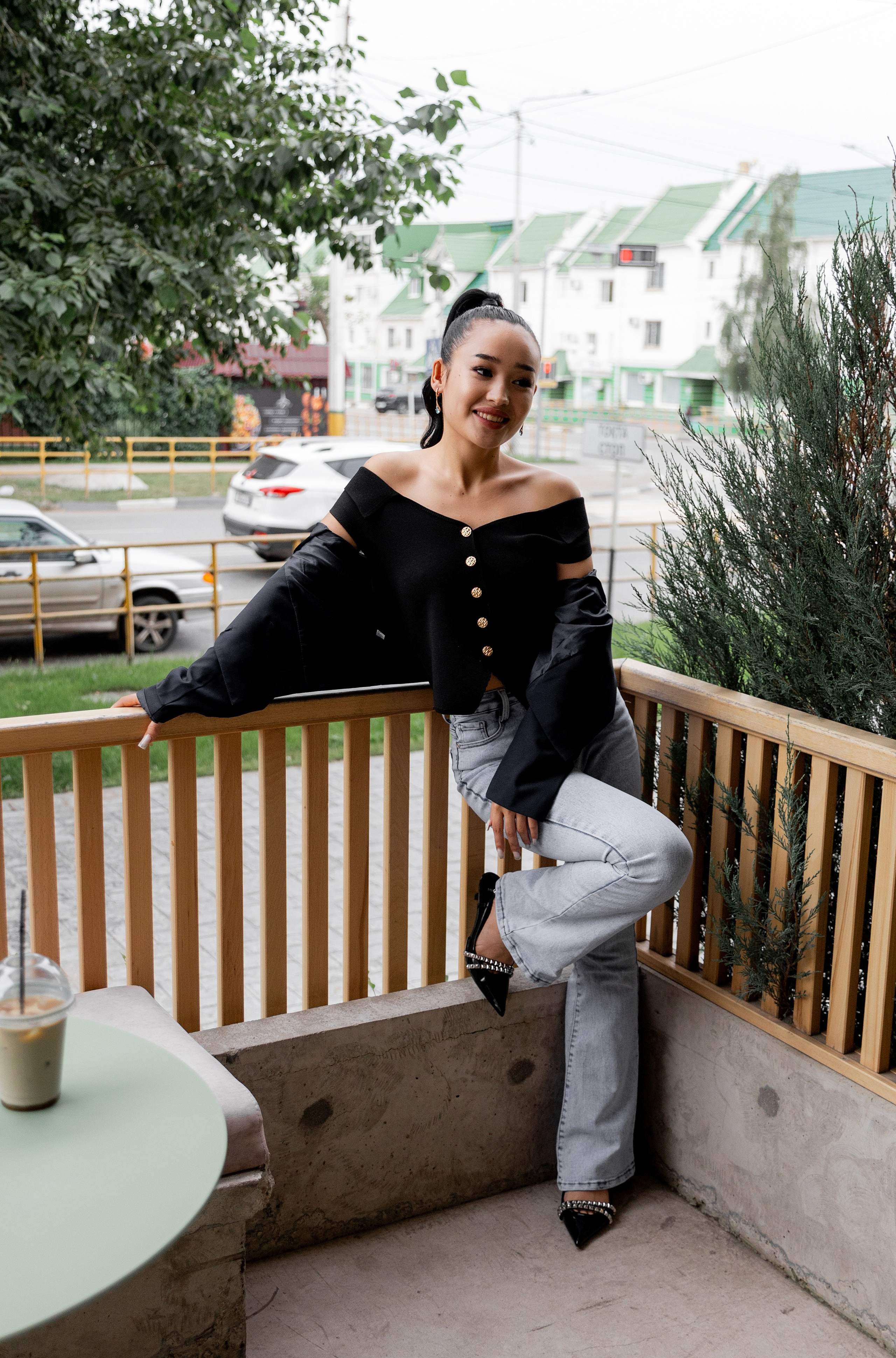 Алма (улица)