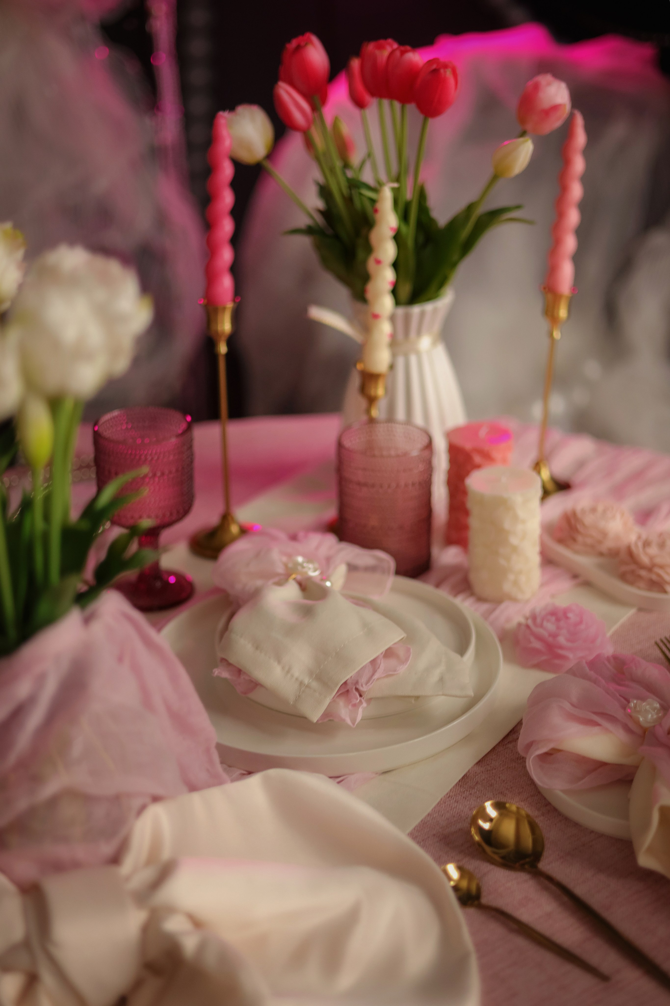 Весенний женский портрет в студии. Фотограф Ульянкина Мария