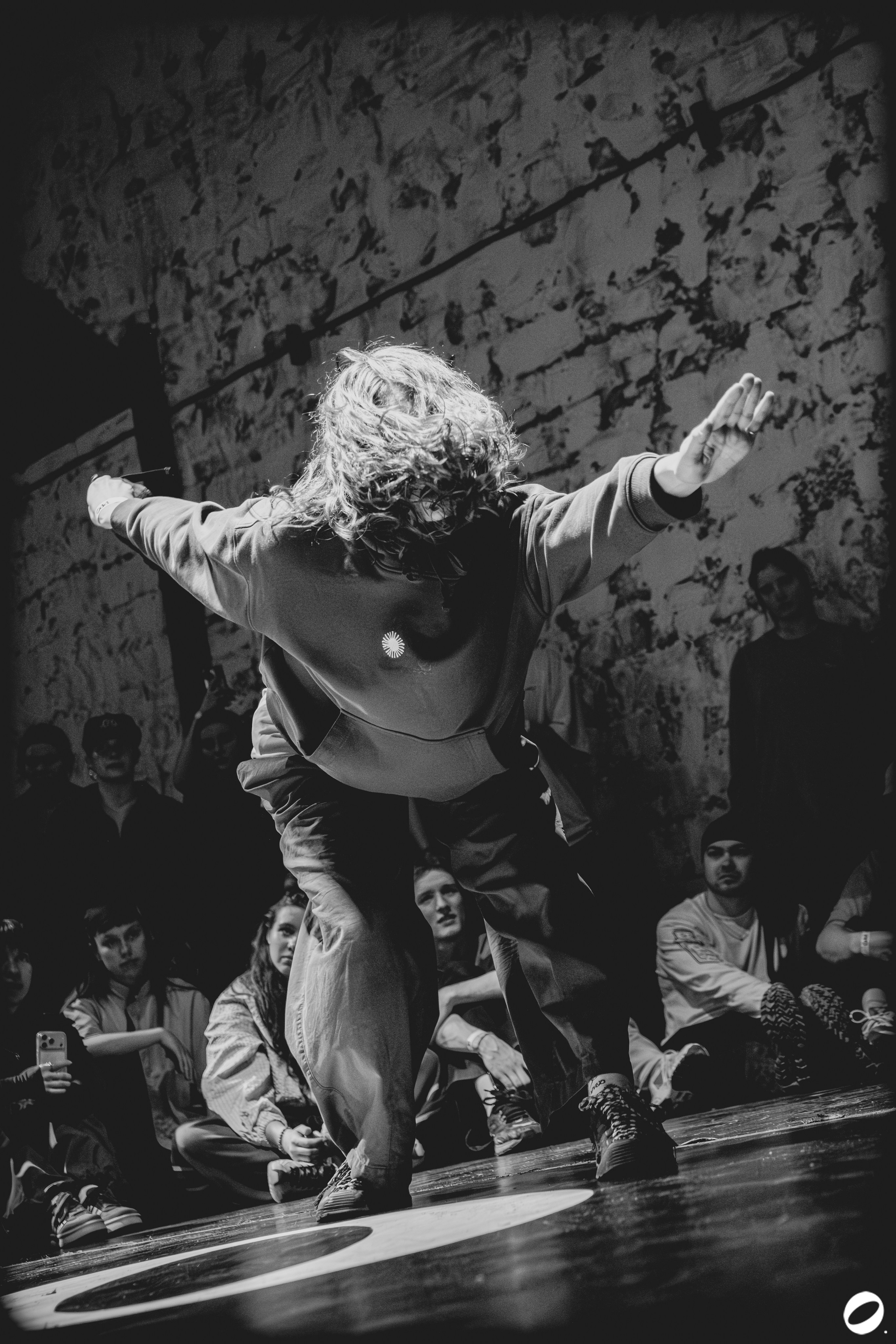 ODD.CLUB 04/04 (@youlovebu). Соня бу тебя сфоткала