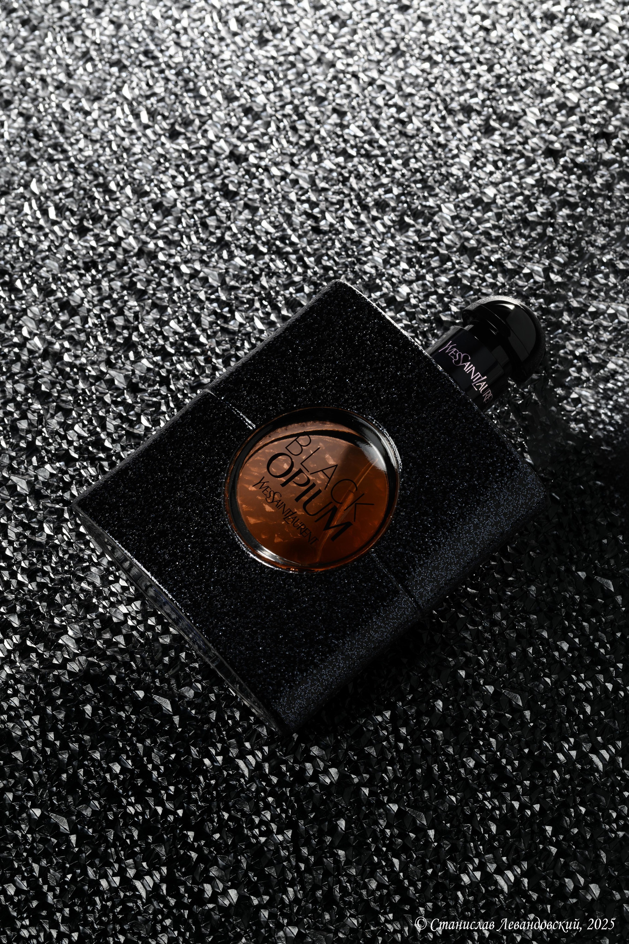 Предметы с глянцевой поверхностью. Предметный фотограф в Москве Станислав Левандовский