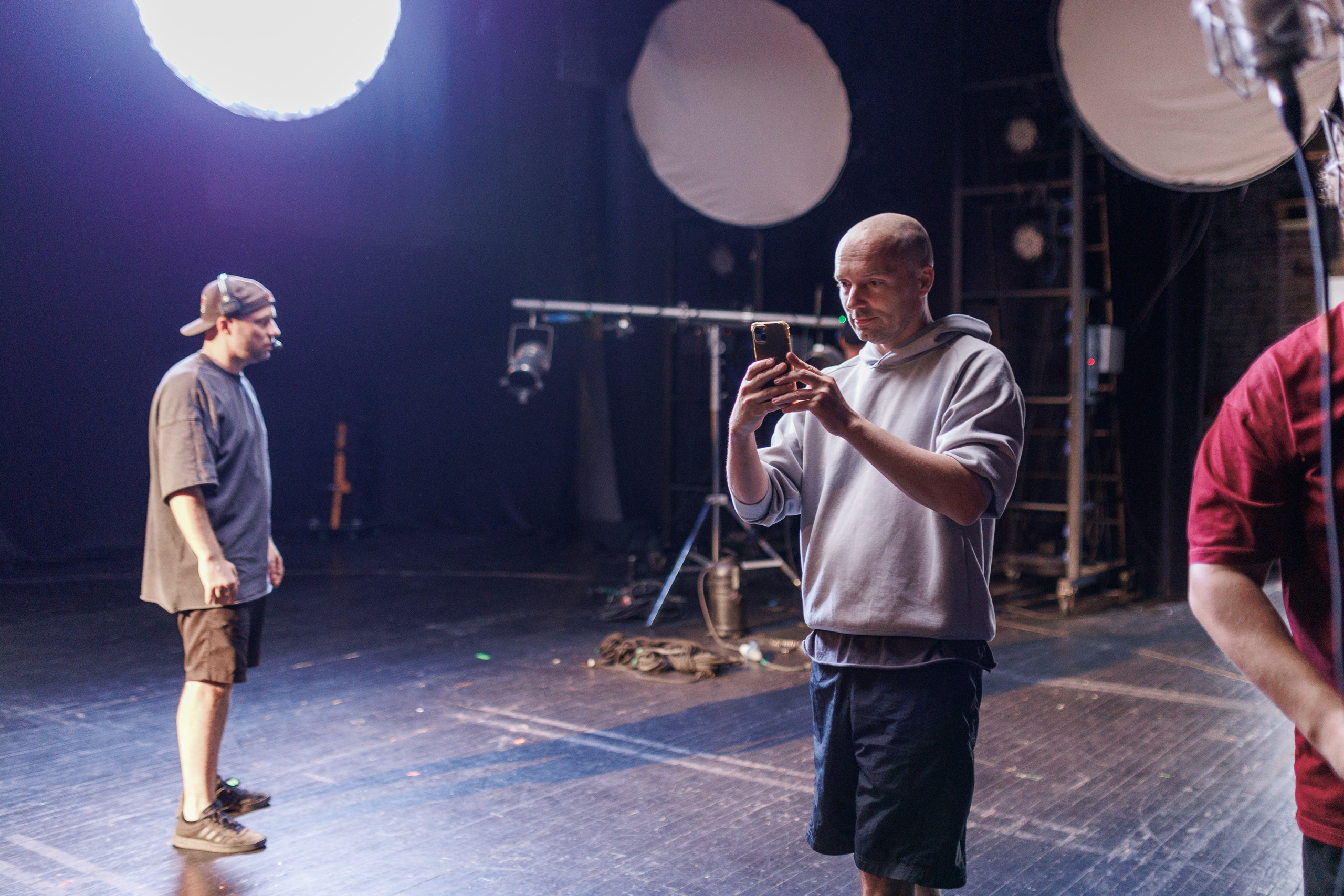 «Громко и честно» backstage «Бонд с кнопкой». Фотограф городских и семейных событий Артем Карпухин