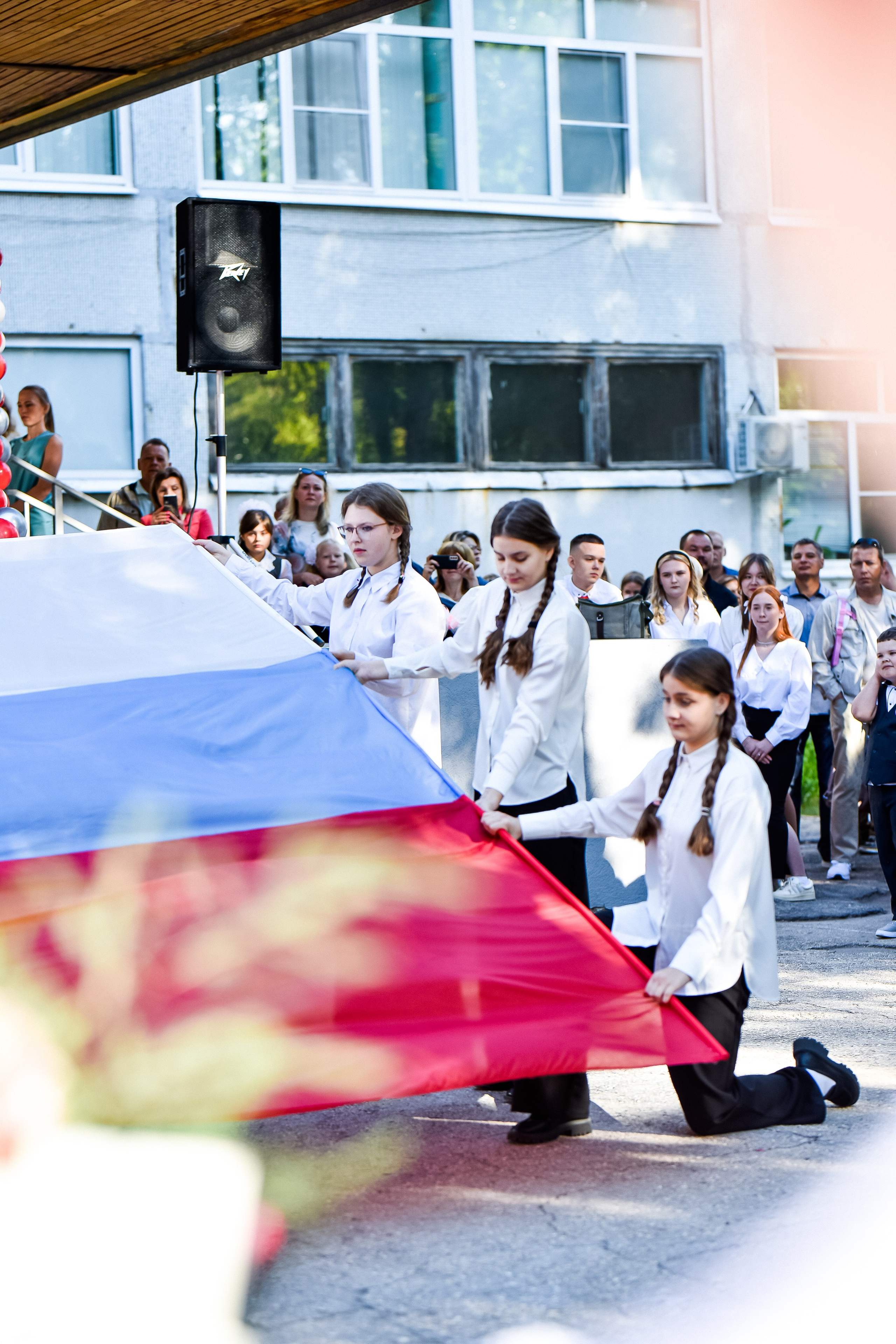 Линейка в школе № 49