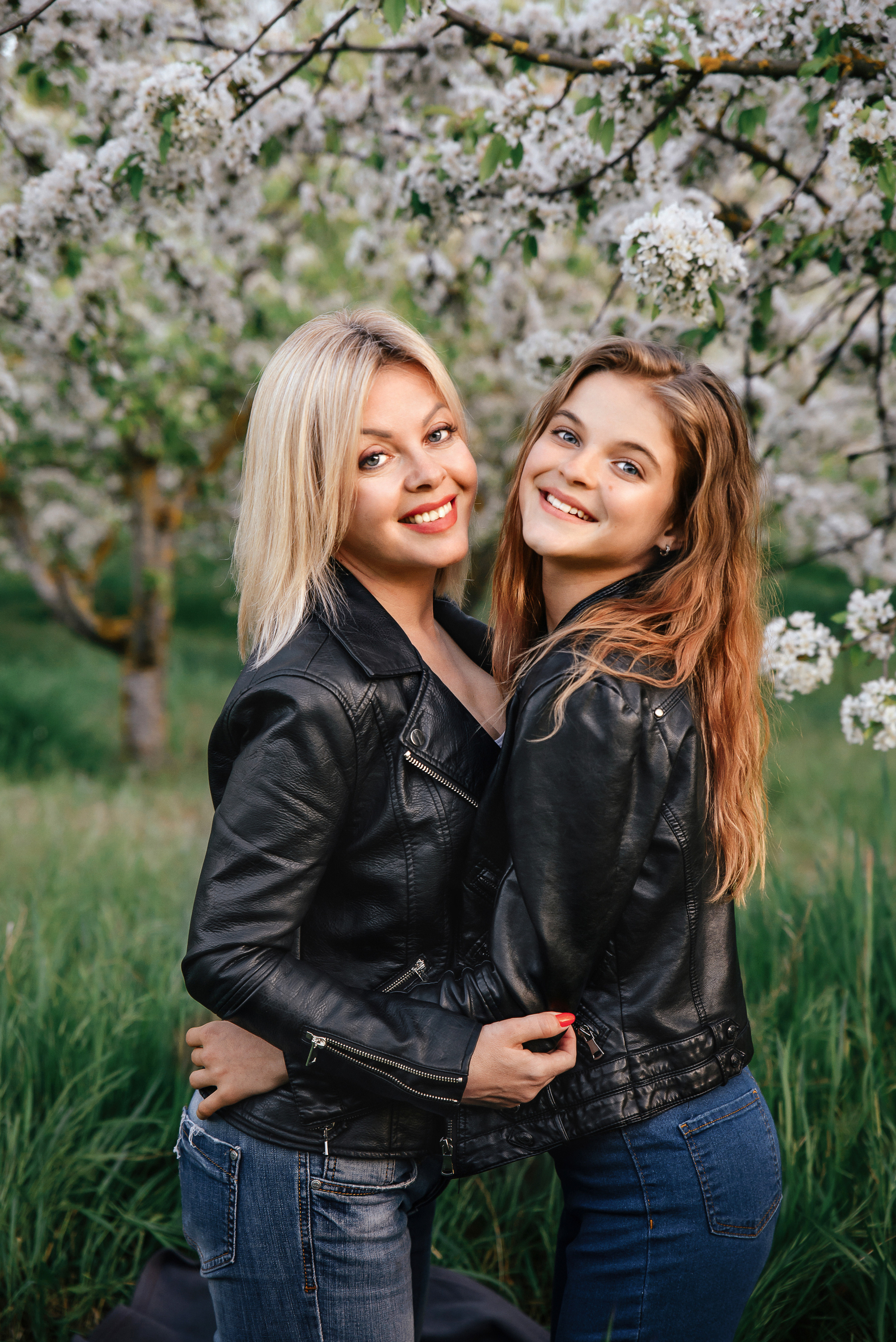 Фотосессия Светланы и Виктории. Любовь Федоряева — фотограф в Симферополе и в Крыму