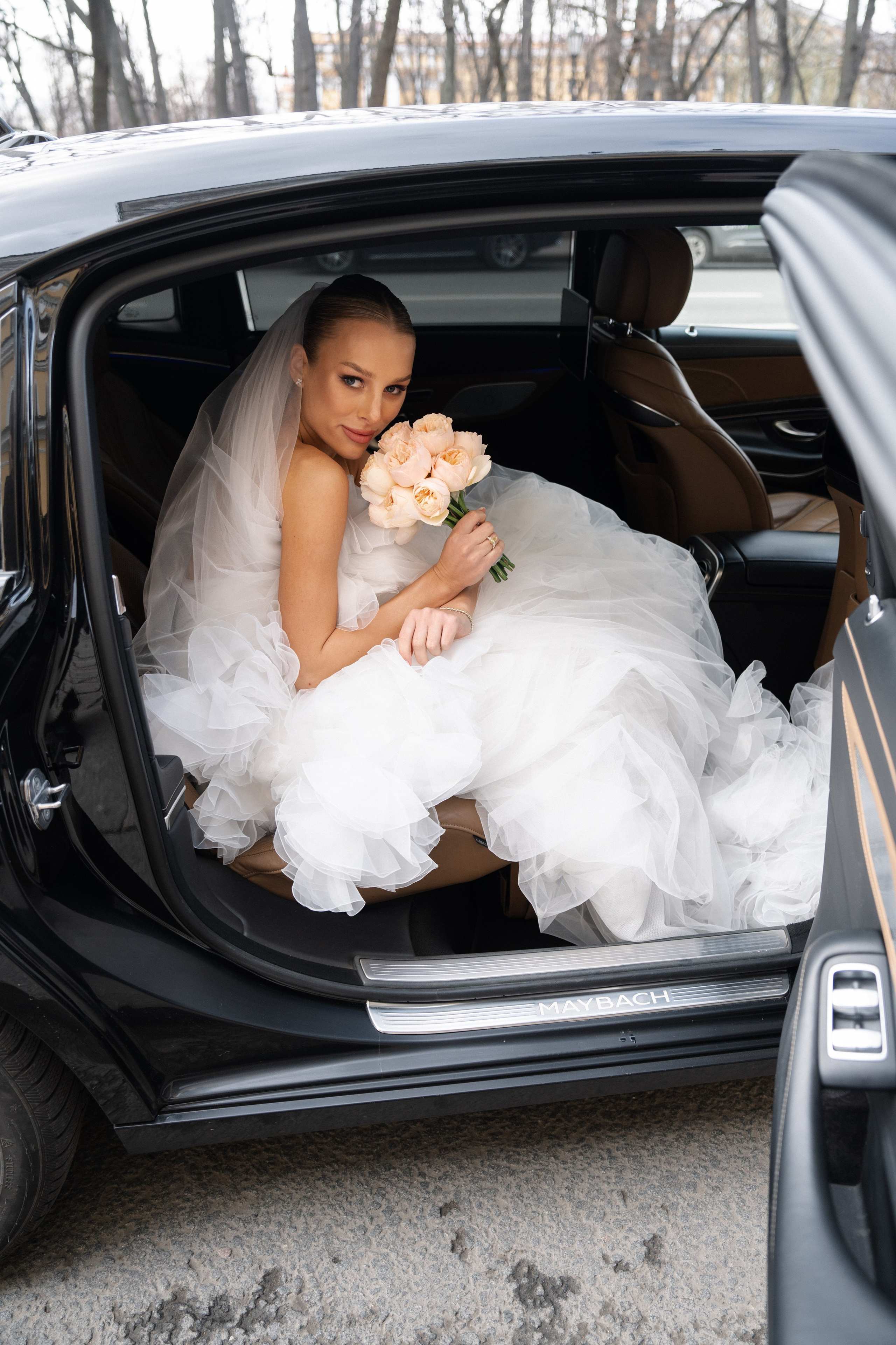 Анна Сергей. Камерная свадьба в Фосизонс в стиле неоклассика. Свадебный фотограф организатор в Санкт-Петербурге Ассоль Опарина