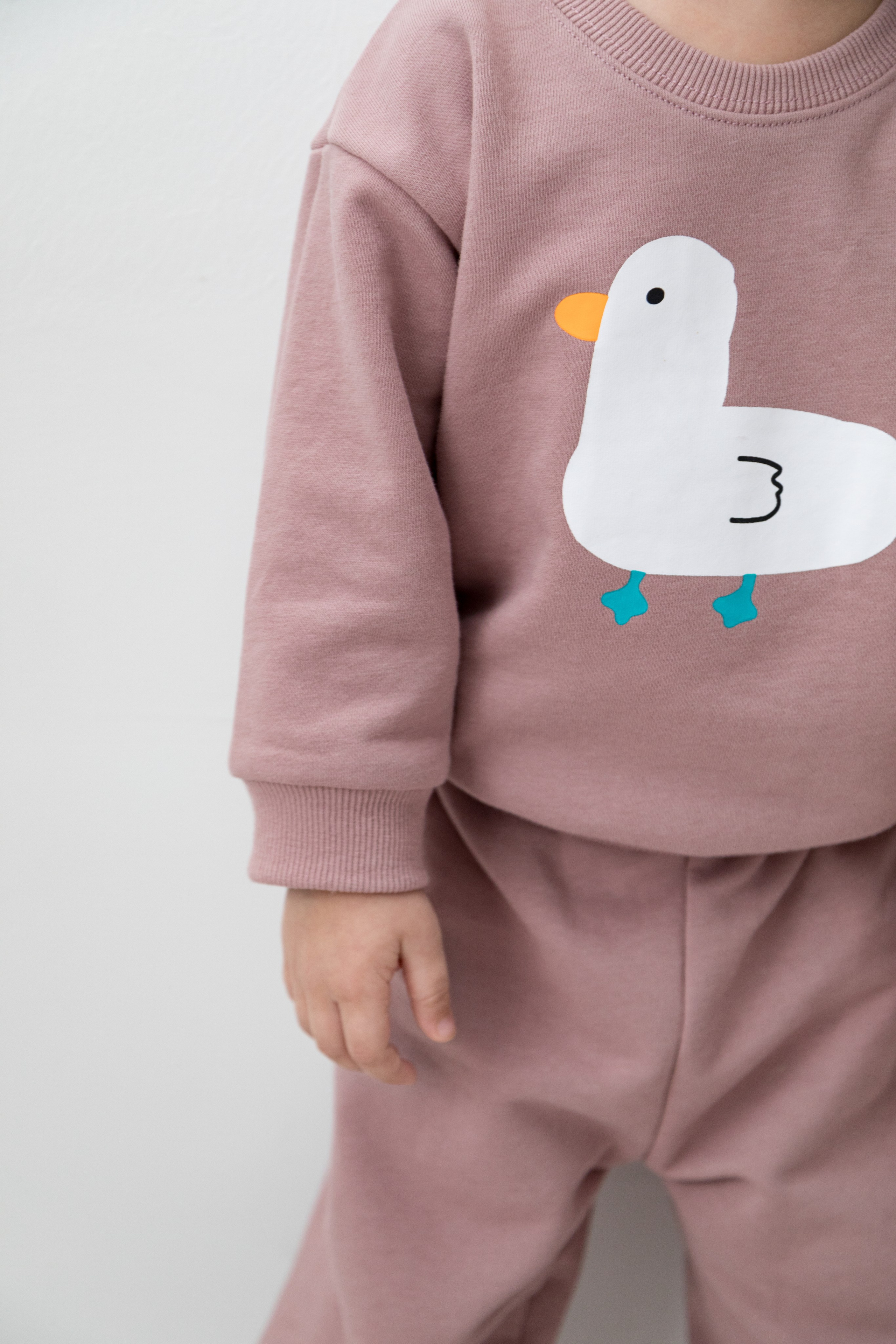 Фотосессия детской одежды для маркетплейсов Wildberries, Ozon. Детский и контент фотограф Надя Волкова Санкт-Петербург