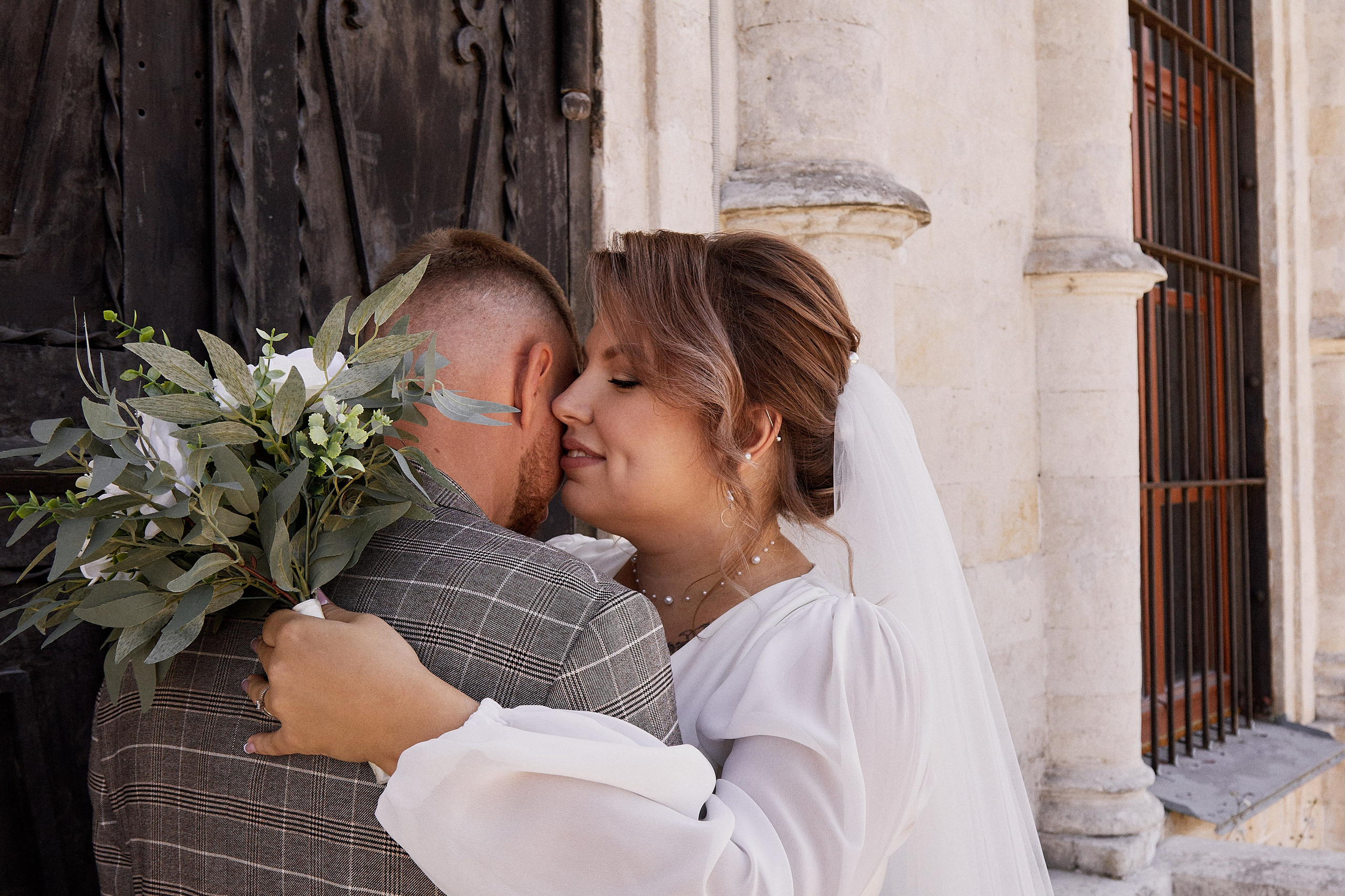 Алевтина и Дмитрий. Владимирский храм. Фотограф лавстори Москва/МО Приятелева Ангелина