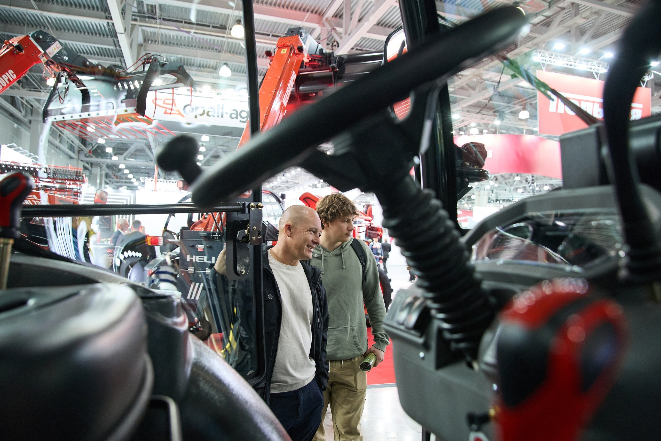 Репортаж для промышленной компании. 1224 prod — продакшен полного цикла для вашего бизнеса и жизни