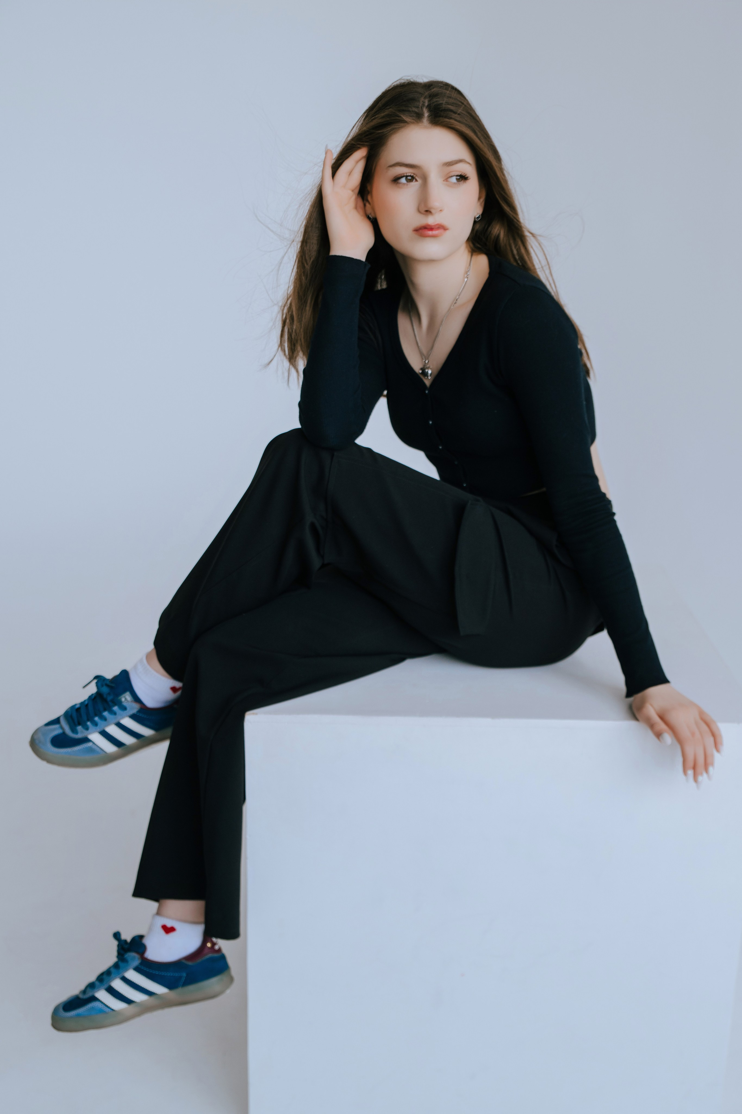 Гимназия им. Сайбеля — Выпуск 2024, 9 класс. Фотограф Ярмишко Дарья. Выпускные фотокниги