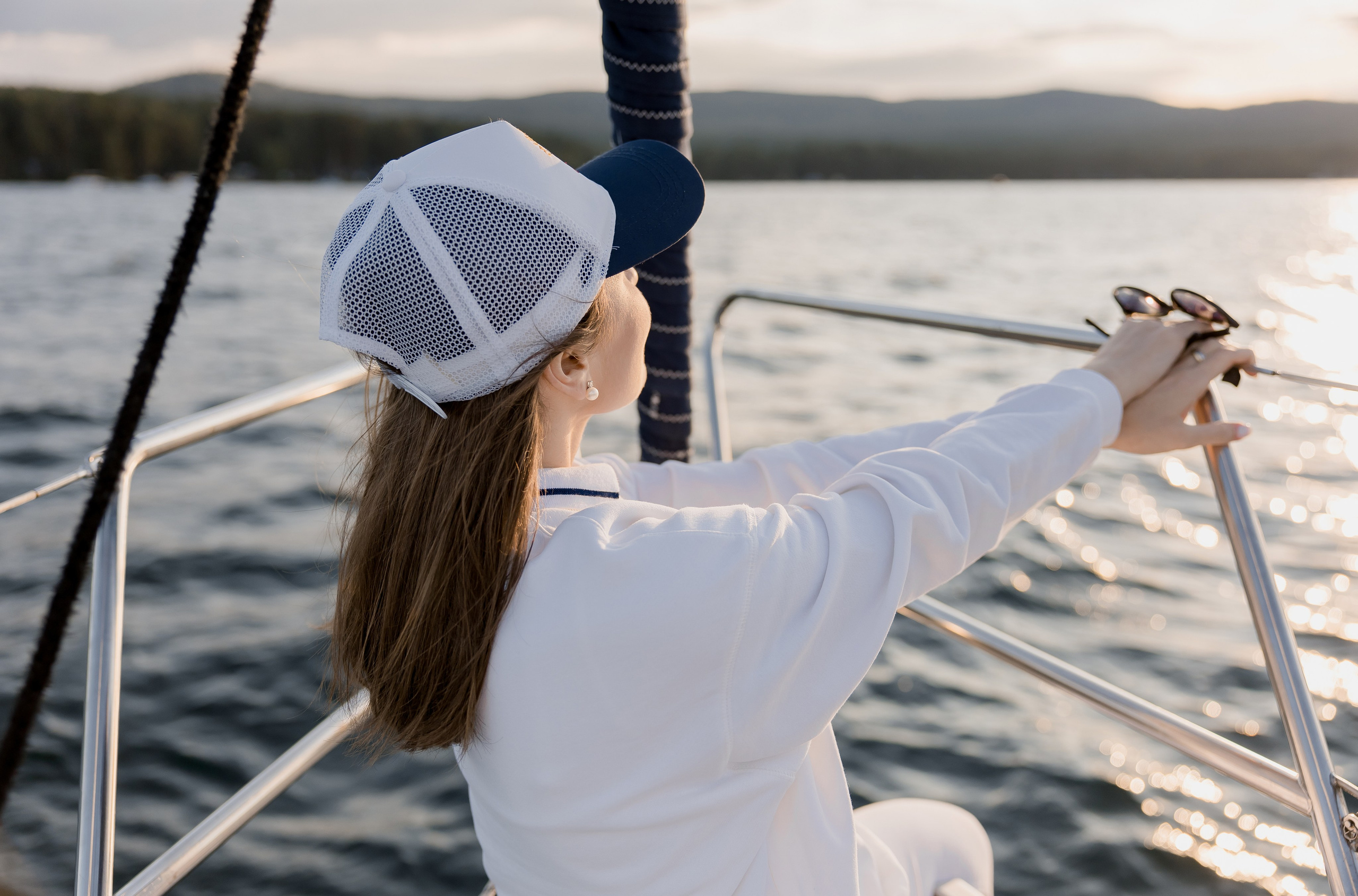 Анастасия, съёмка на яхте. Свадебный и портретный фотограф в Миассе Филиппенко Дарья
